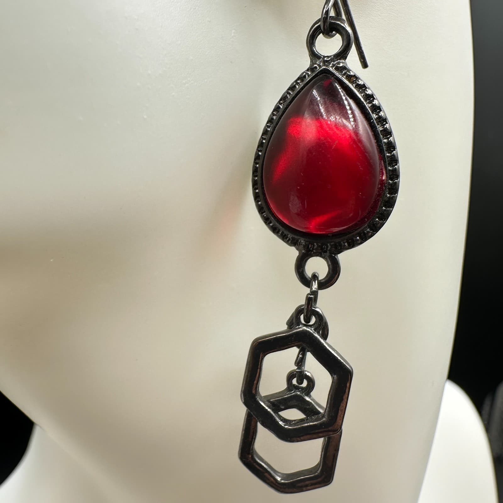 Vintage Handmade Women's Silver Tone Red Foil Back Glass Fashion Dangle Earrings - Thumbnail 5