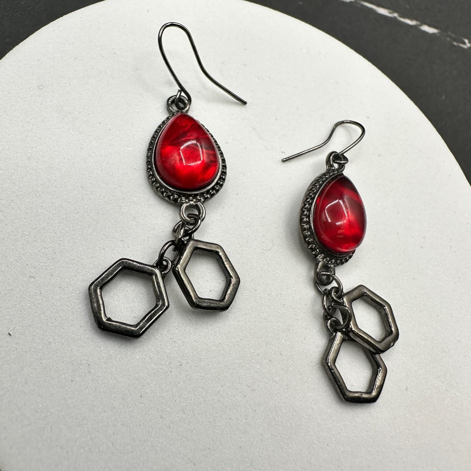 Vintage Handmade Women's Silver Tone Red Foil Back Glass Fashion Dangle Earrings - Thumbnail 9