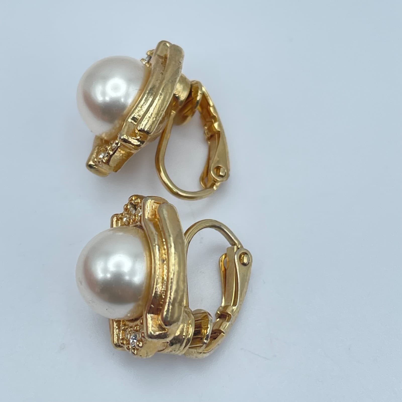 Vintage Y2K RMN Gold Tone Faux Pearl Rhinestone Earrings Retro Women's Jewelry - Thumbnail 6
