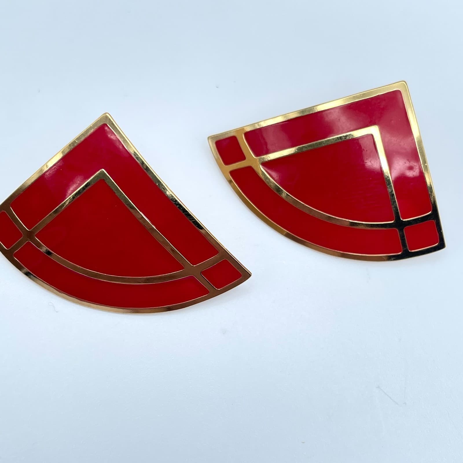 Vintage 80s Red Enamel Fan Shape Stud Earrings Gold Tone Women's Jewelry - Thumbnail 7