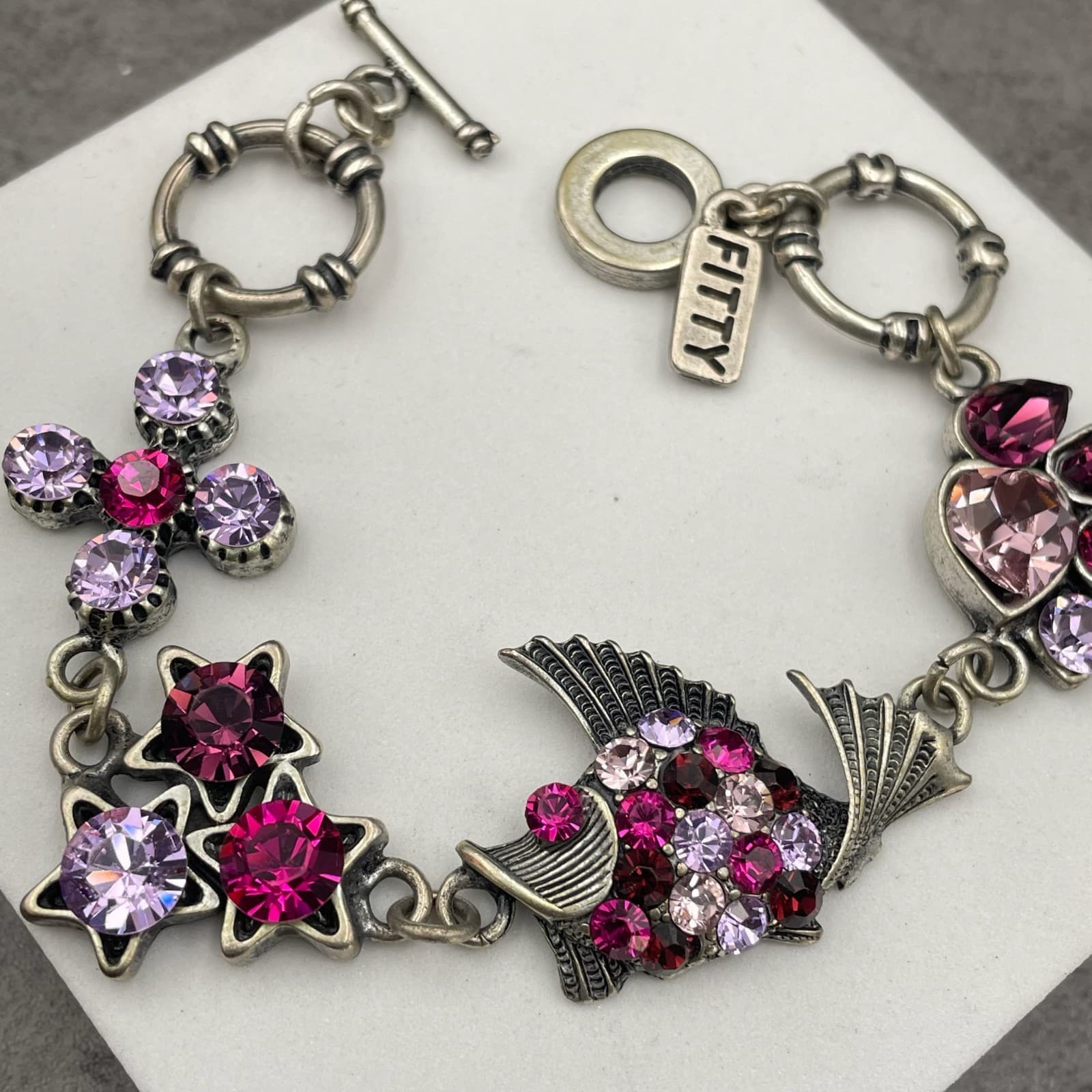 Vintage Multi Faceted Bezel Crystal Embellished Figural Charm Toggle Bracelet - Thumbnail 5