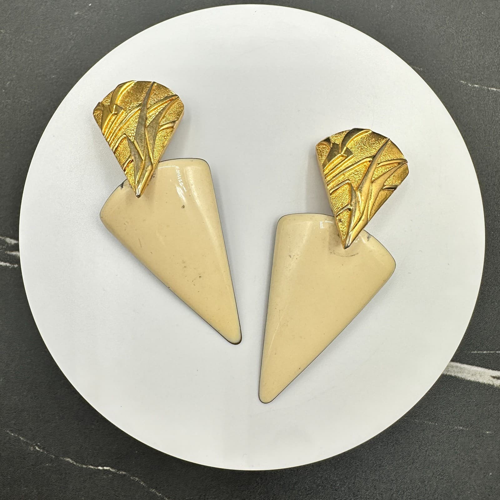 Vintage Women's Long Gold Tone Shoulder Duster Cream Enamel Dangle/Drop Earrings - Thumbnail 8