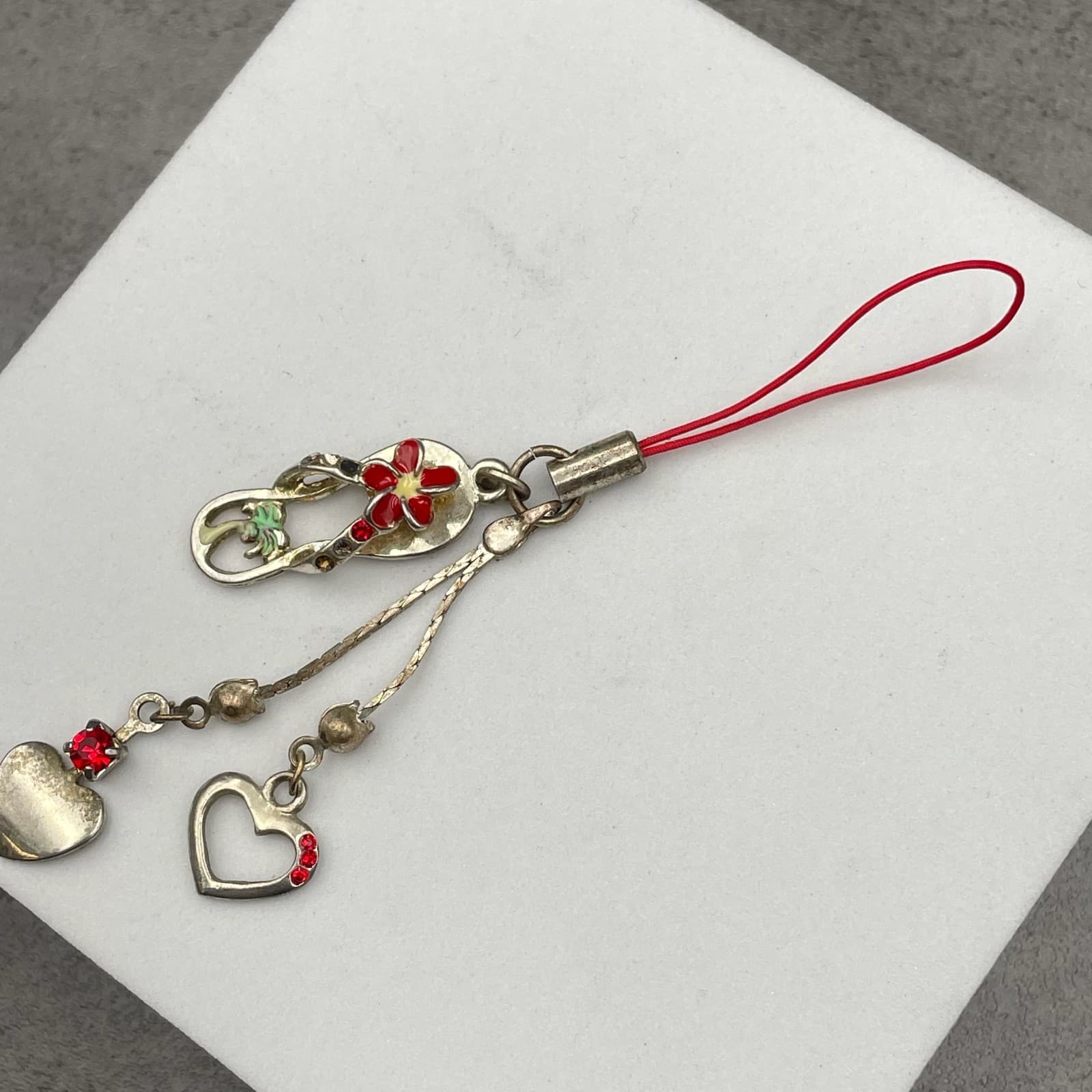 Y2K Silver-Tone Embellished Red Plumeria Flower Heart Dangle Cell Phone Charm - Thumbnail 5