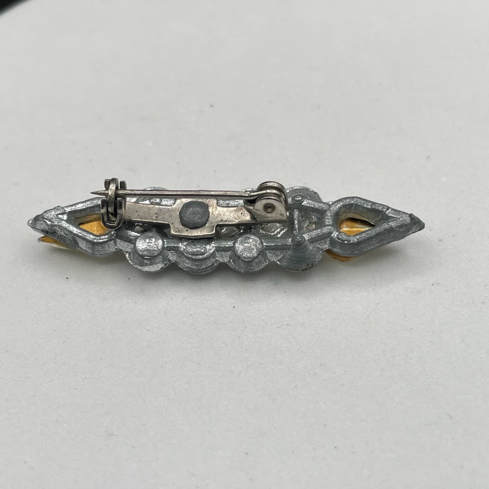 Vintage Rhinestone Bar Brooch w/ Clear Round & Teardrop Stones - Thumbnail 6