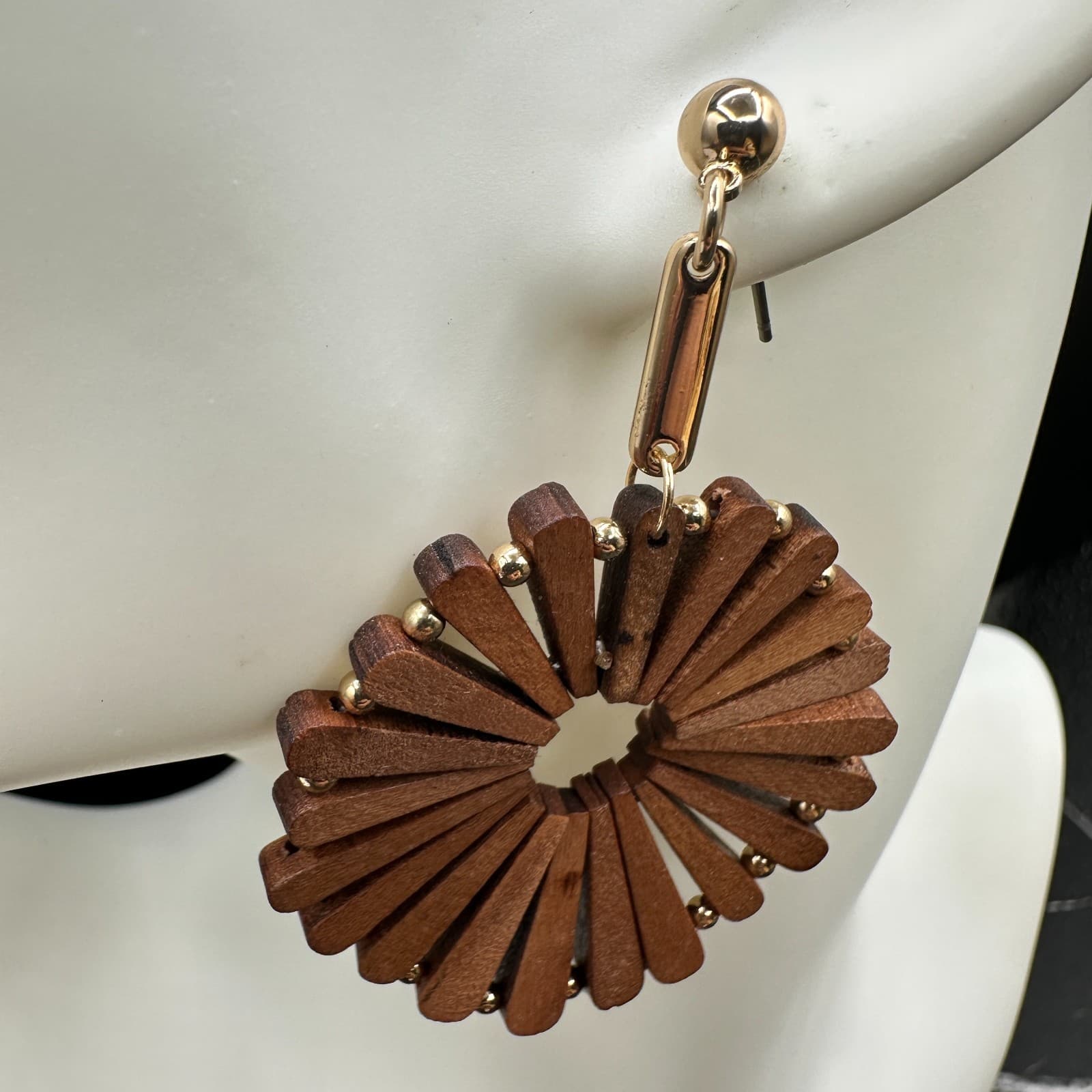Vintage Handmade Women's Brown Wooden Windmill Dangle/Drop Earrings - Thumbnail 6