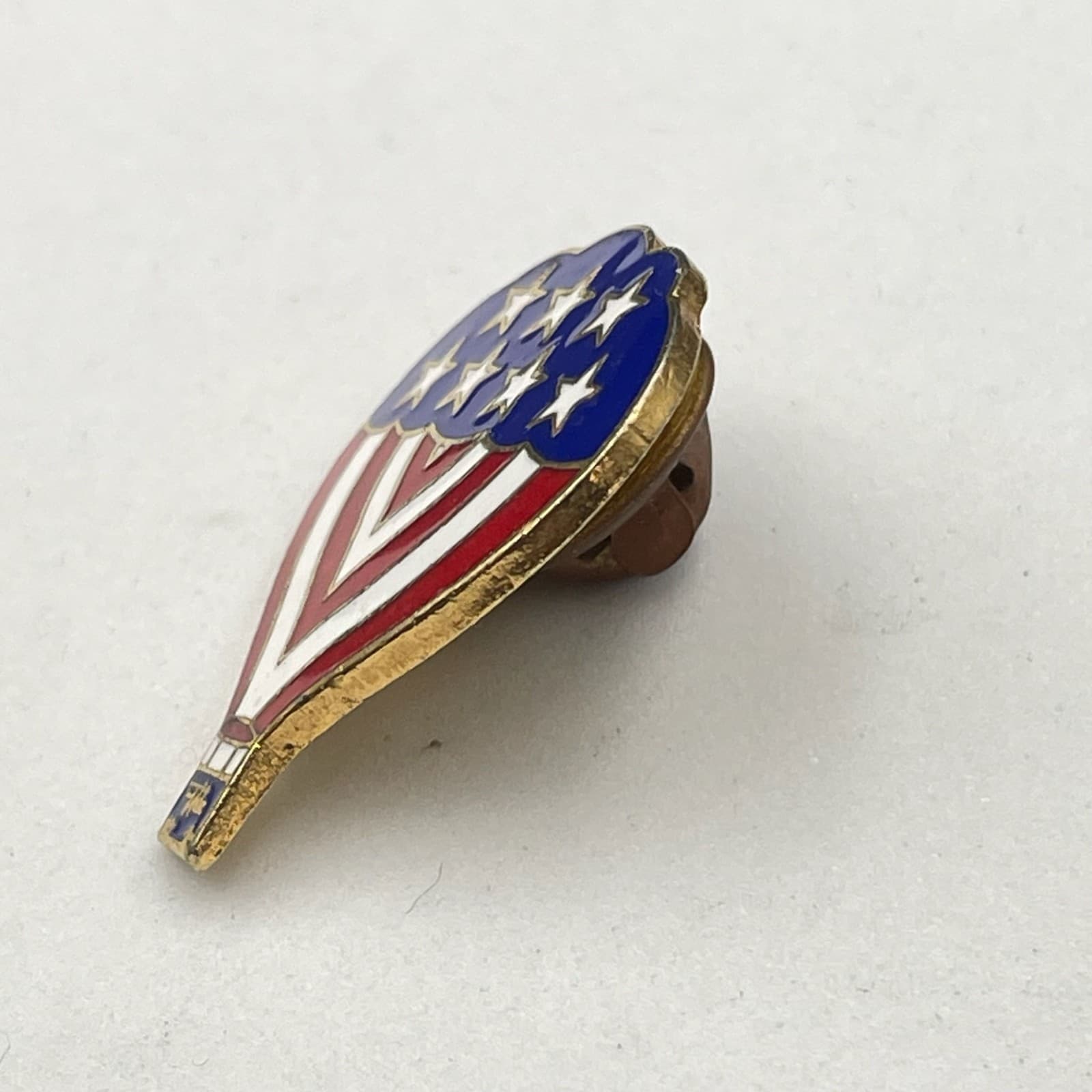 CGIFT Creations USA Flag Patriotic Hot Air Balloon Enamel Souvenir Lapel Pin - Thumbnail 6