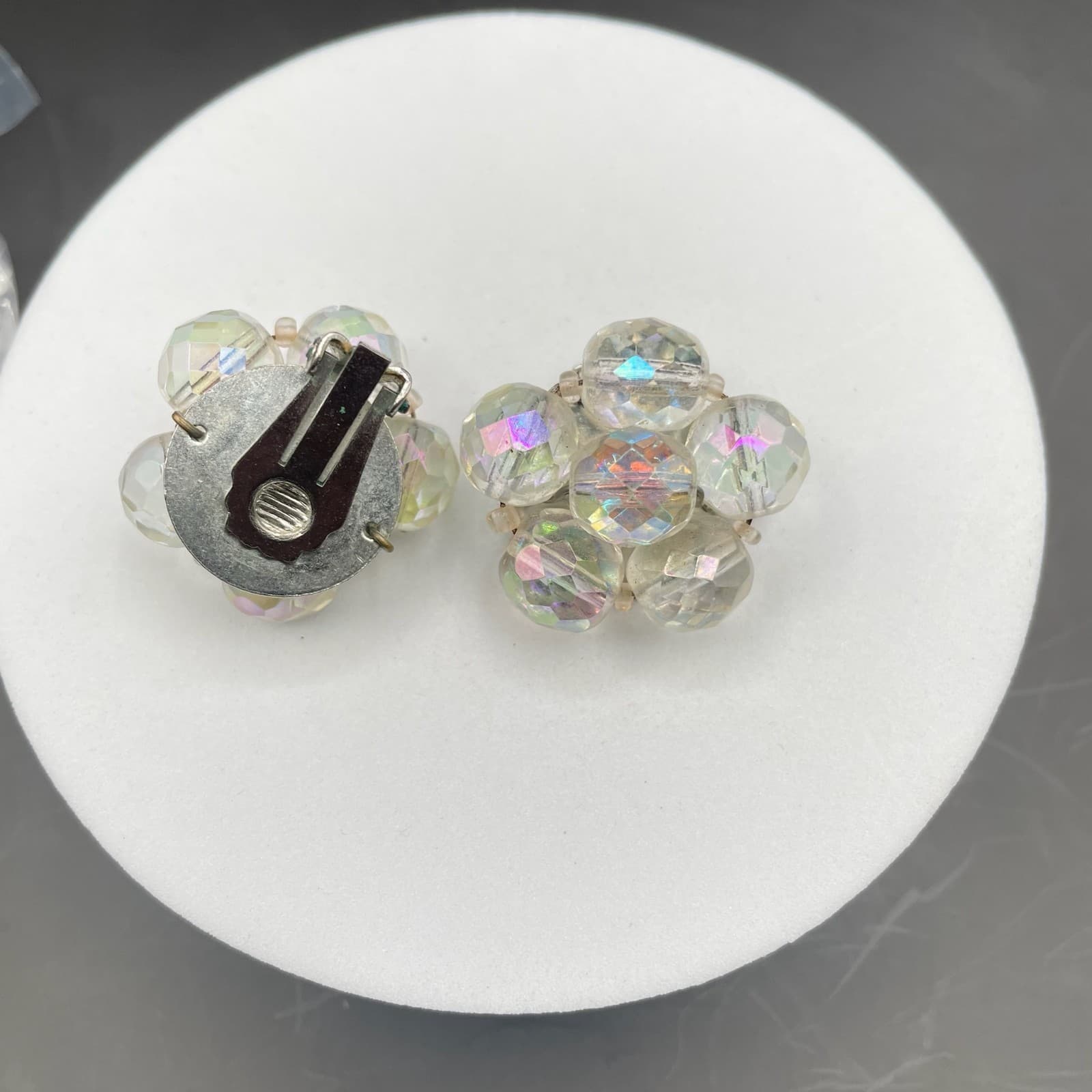 Vintage Aurora Borealis Cluster Earrings Clear Faceted Beads Clip-On - Thumbnail 7