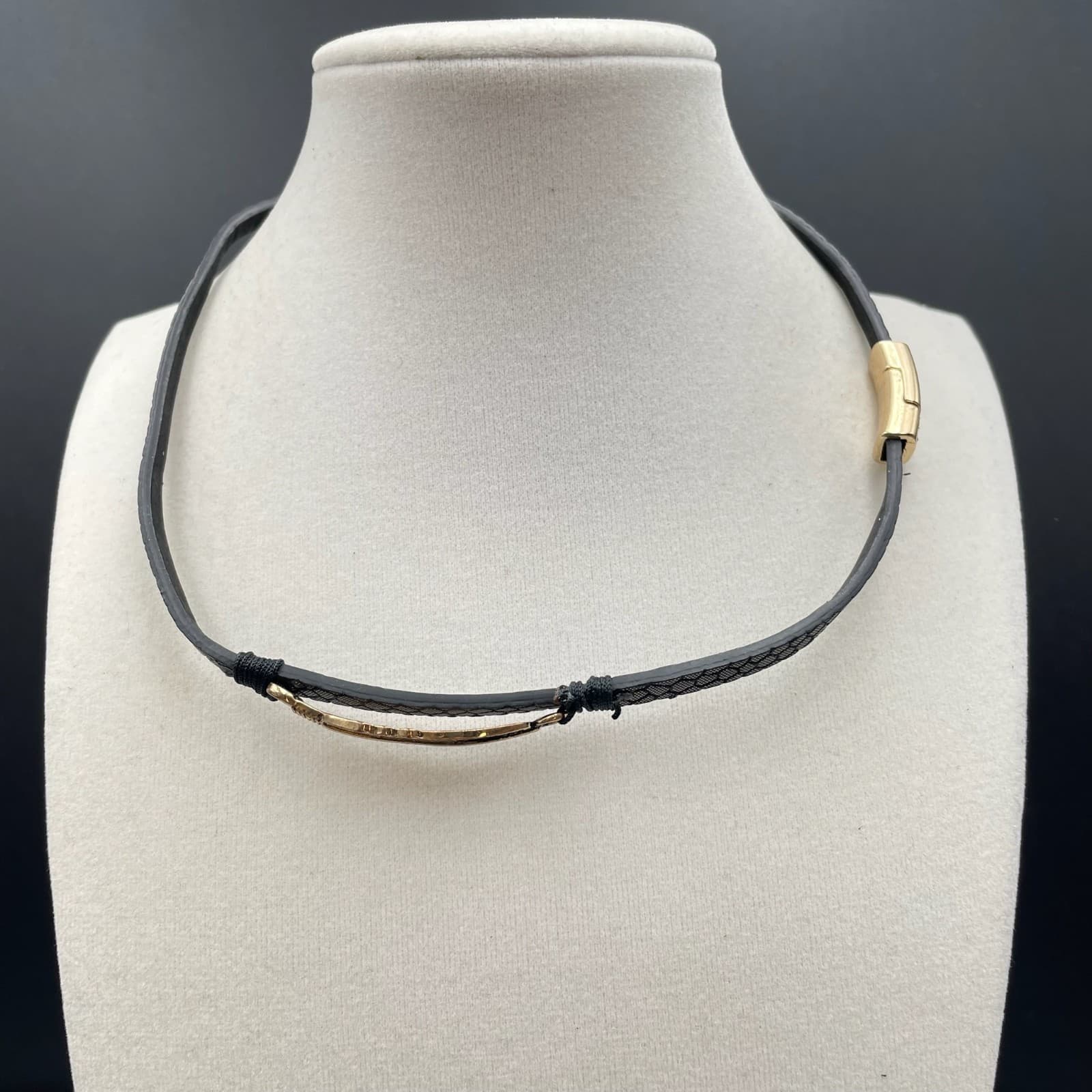 Classic Fashion Gold-Tone Leaf Accent Black Snake Leather Wrap Choker Necklace - Image 1