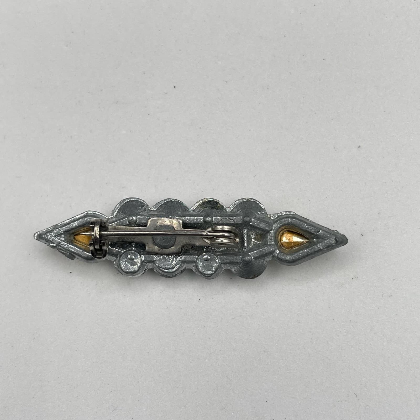 Vintage Rhinestone Bar Brooch w/ Clear Round & Teardrop Stones - Thumbnail 7