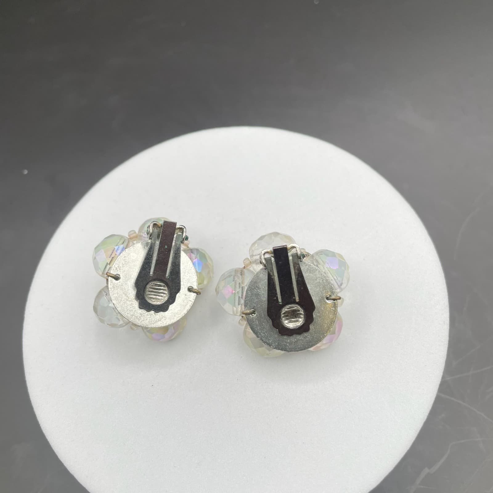 Vintage Aurora Borealis Cluster Earrings Clear Faceted Beads Clip-On - Thumbnail 6