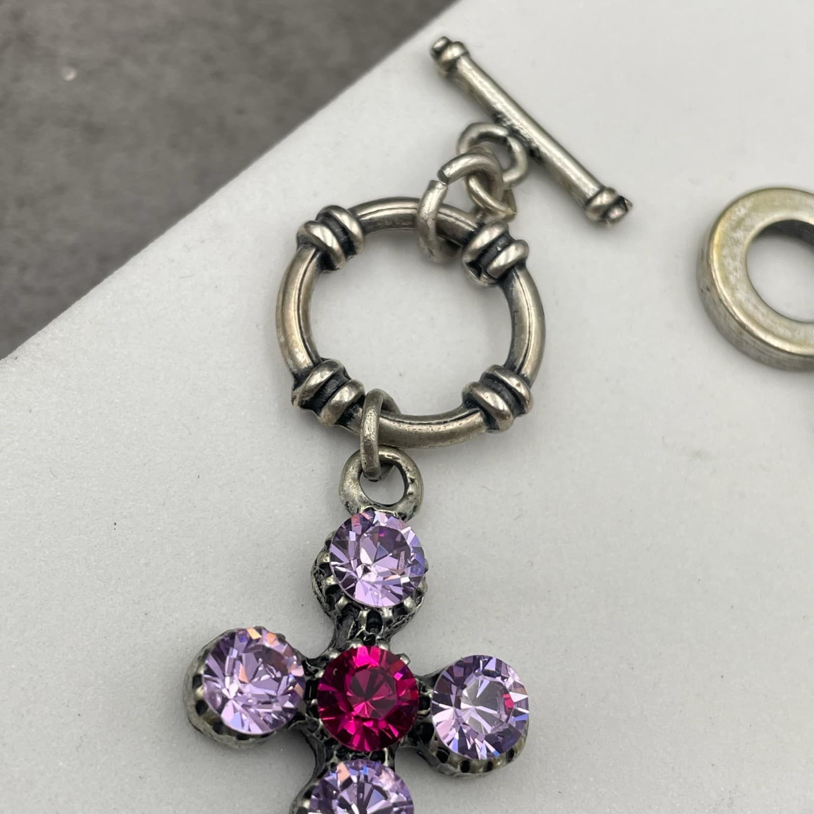 Vintage Multi Faceted Bezel Crystal Embellished Figural Charm Toggle Bracelet - Thumbnail 8