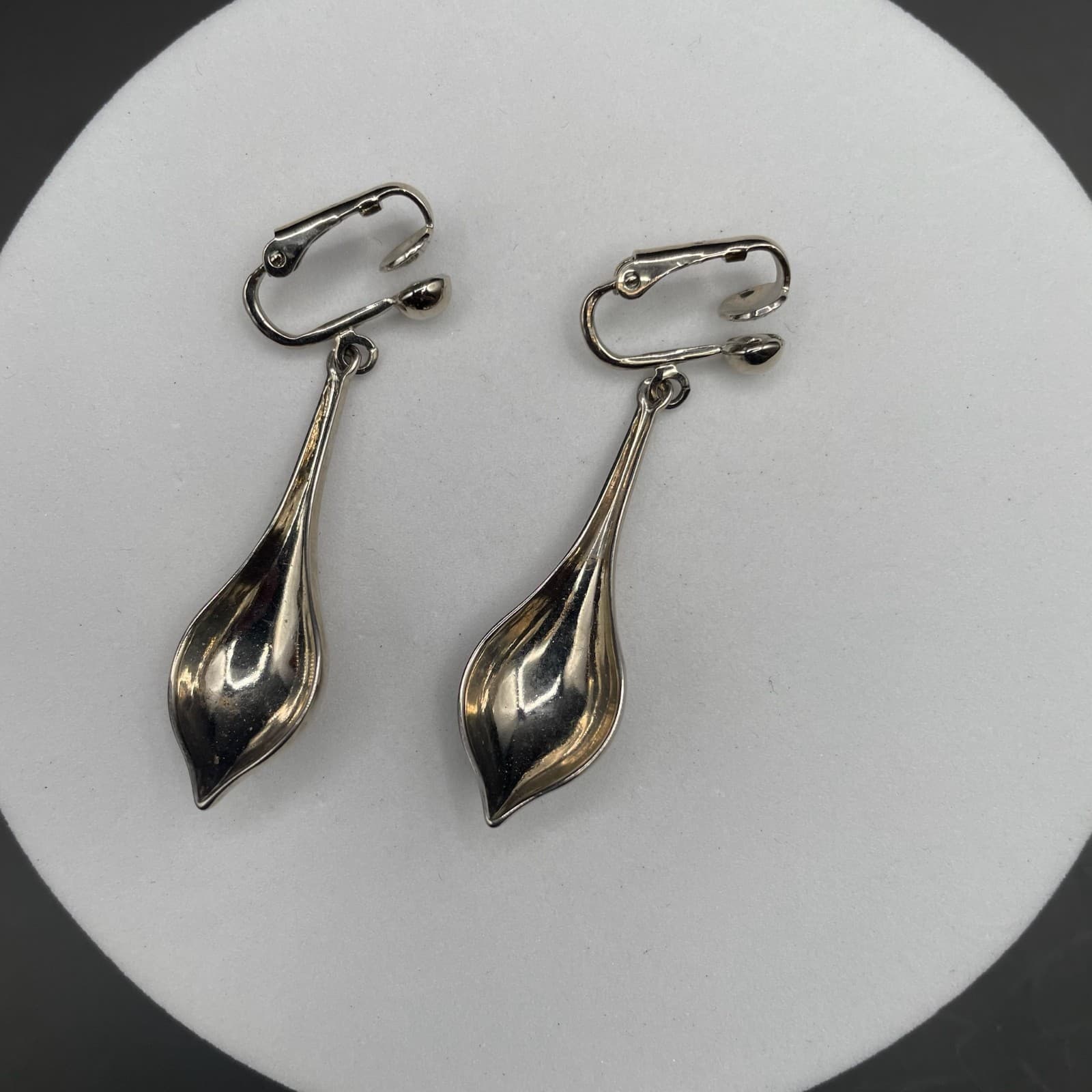 Sleek Modern Silver-Tone Teardrop Dangle Earrings - Thumbnail 5