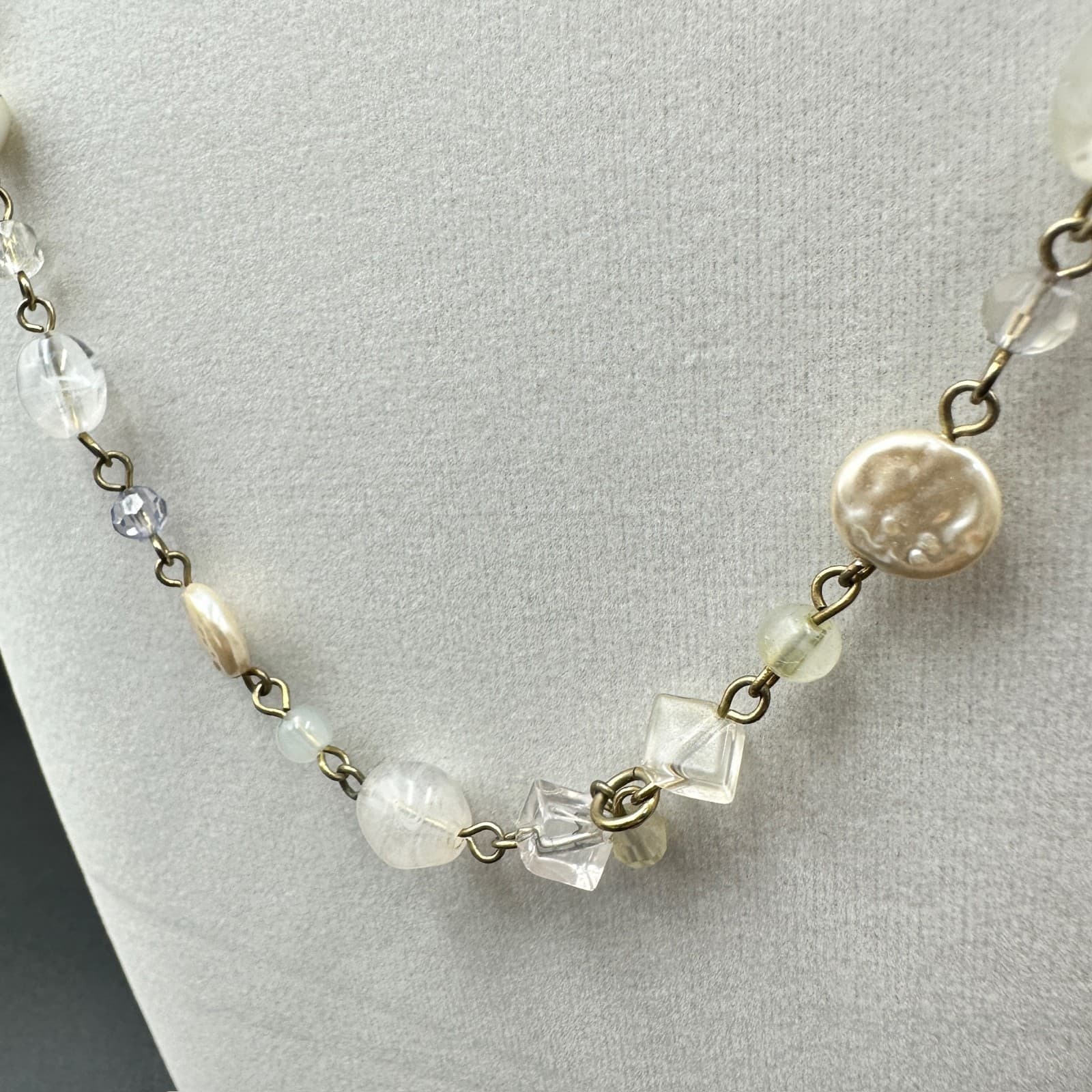 Cookie Lee Gold-Tone Mother-of-Pearl Beaded Fashion Modern Link Chain Necklace - Thumbnail 4