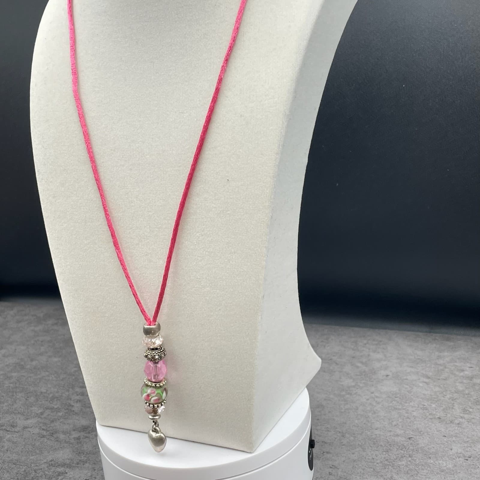 Boho Pink Whimsical Inlay Floral Faceted Glass Beads Heart Pendant Cord Necklace - Thumbnail 5