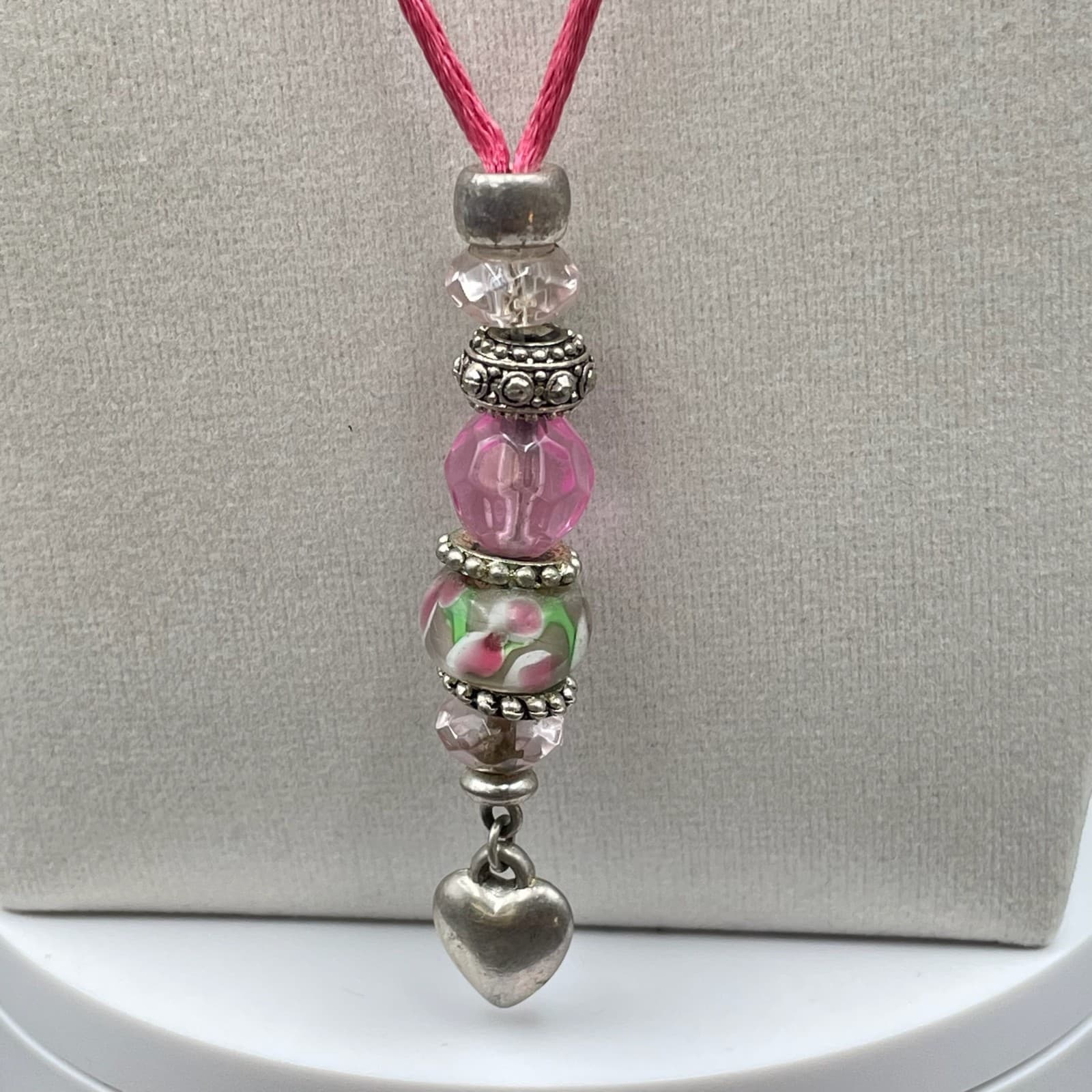 Boho Pink Whimsical Inlay Floral Faceted Glass Beads Heart Pendant Cord Necklace - Thumbnail 2