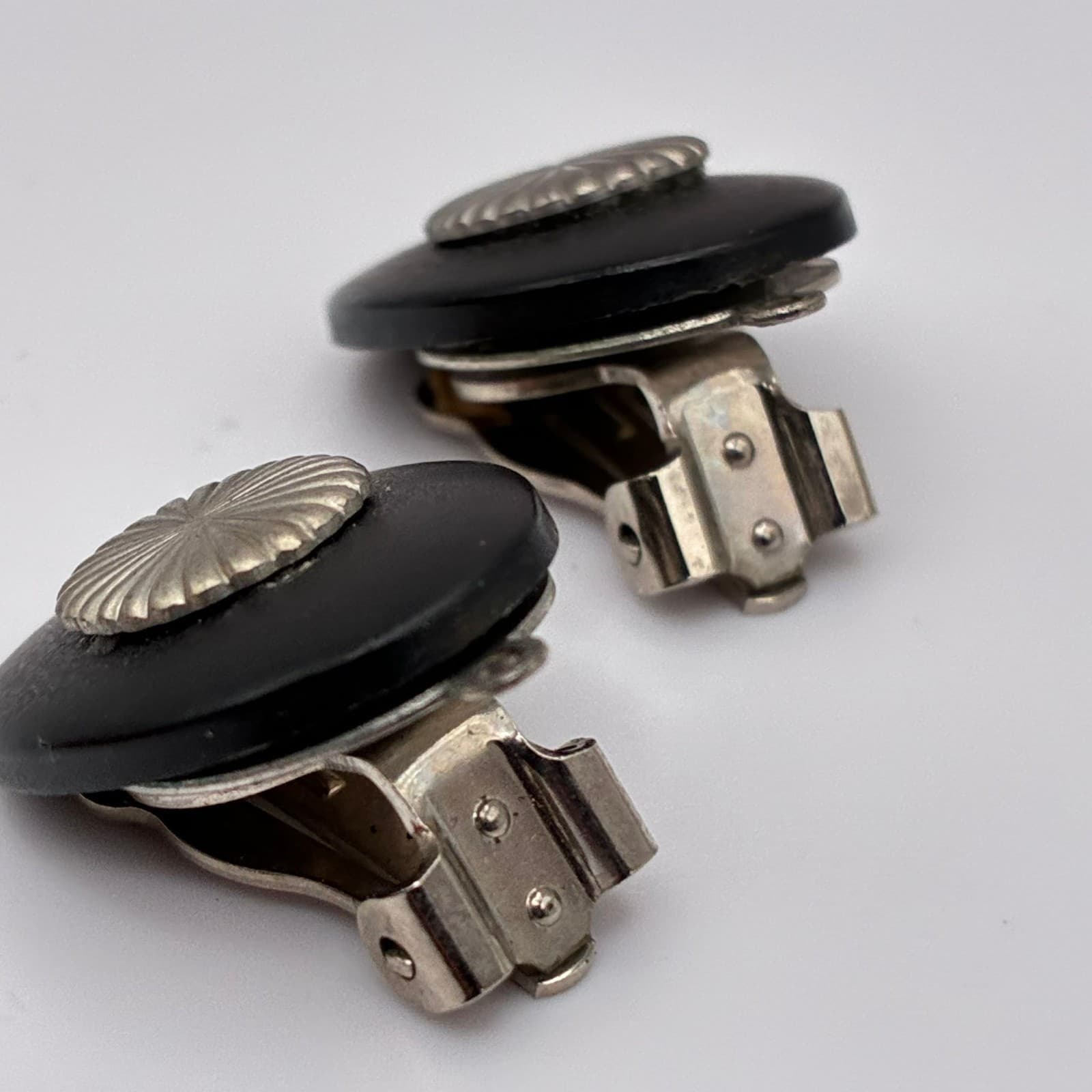 Vintage 90s Black Oval Silver Tone Sunburst Earrings Statement Women's Jewelry - Thumbnail 3