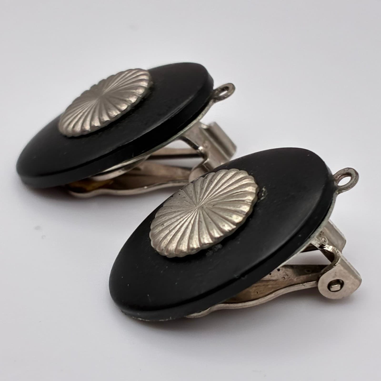 Vintage 90s Black Oval Silver Tone Sunburst Earrings Statement Women's Jewelry - Thumbnail 5