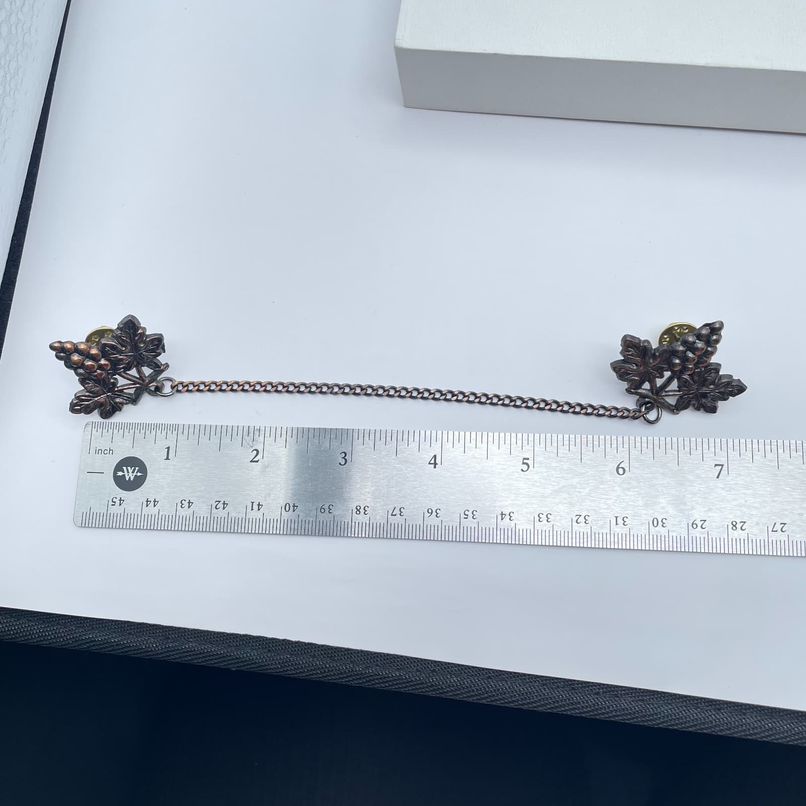 Vintage 90s Grapes & Leaf Lapel Pins Chain Copper Tone Women's Classic Jewelry - Thumbnail 7