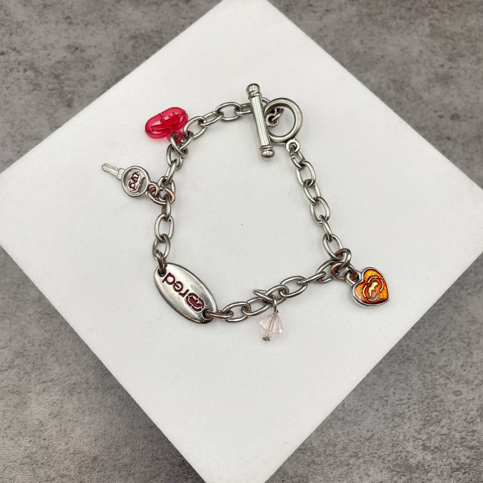 Ecko Red Y2K Silver-Tone Oval Link Chain Heart Charm Toggle Clasp Bracelet - Image 1