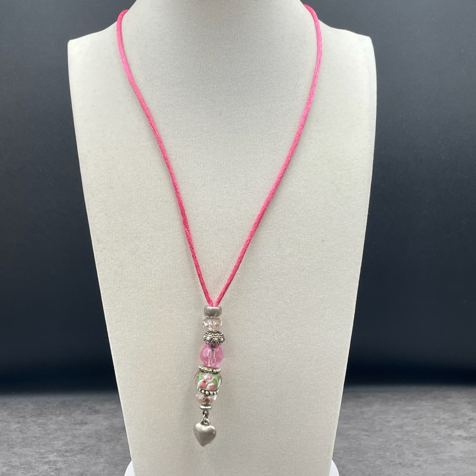 Boho Pink Whimsical Inlay Floral Faceted Glass Beads Heart Pendant Cord Necklace - Thumbnail 6