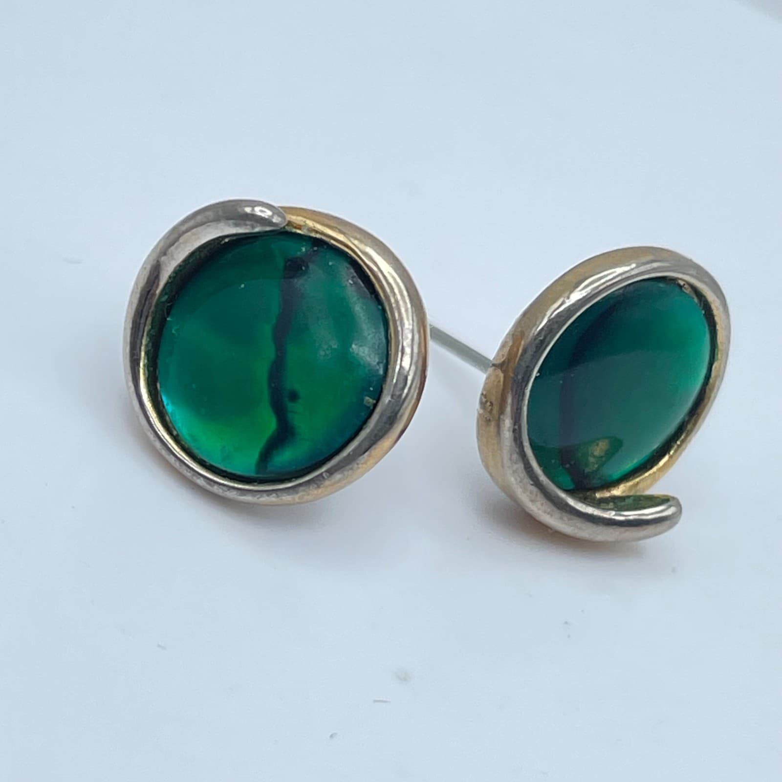 Vintage Y2K Green Stone Cabochon Silver Tone Stud Earrings Boho Women's Jewelry - Thumbnail 3
