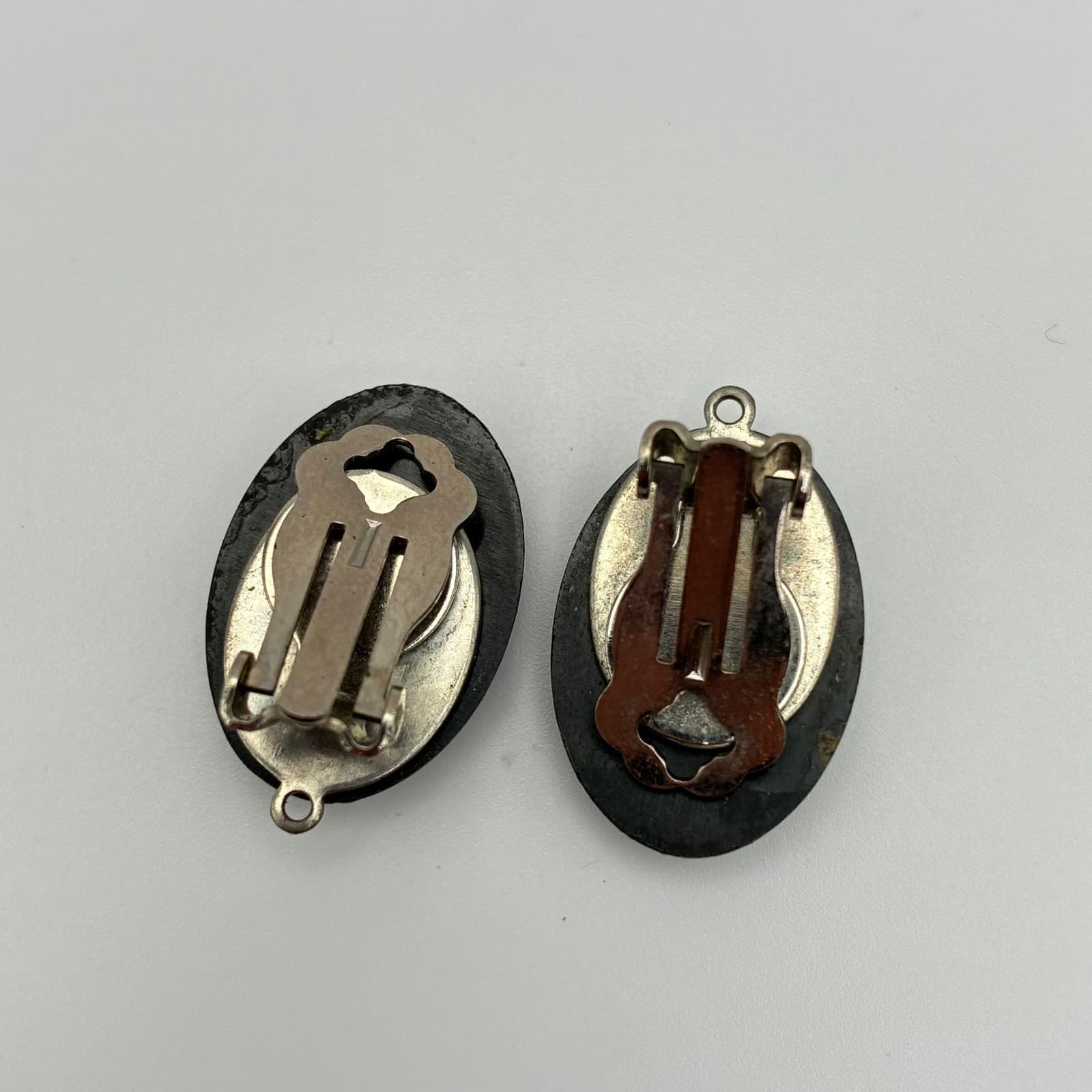 Vintage 90s Black Oval Silver Tone Sunburst Earrings Statement Women's Jewelry - Thumbnail 8