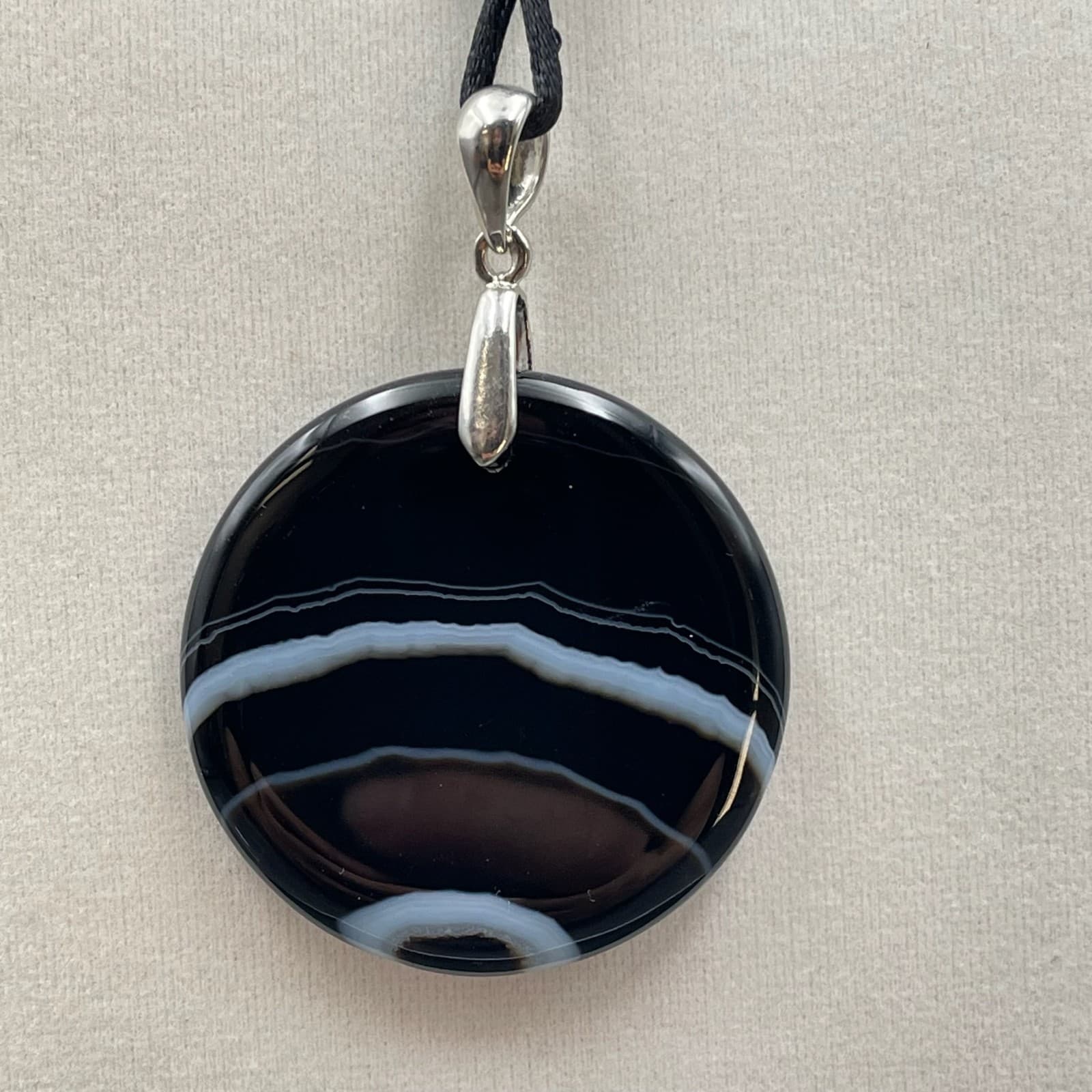 Classic Fashion Wire-Wrapped Banded Black Agate Rounds Pendant Cord Necklace - Thumbnail 6