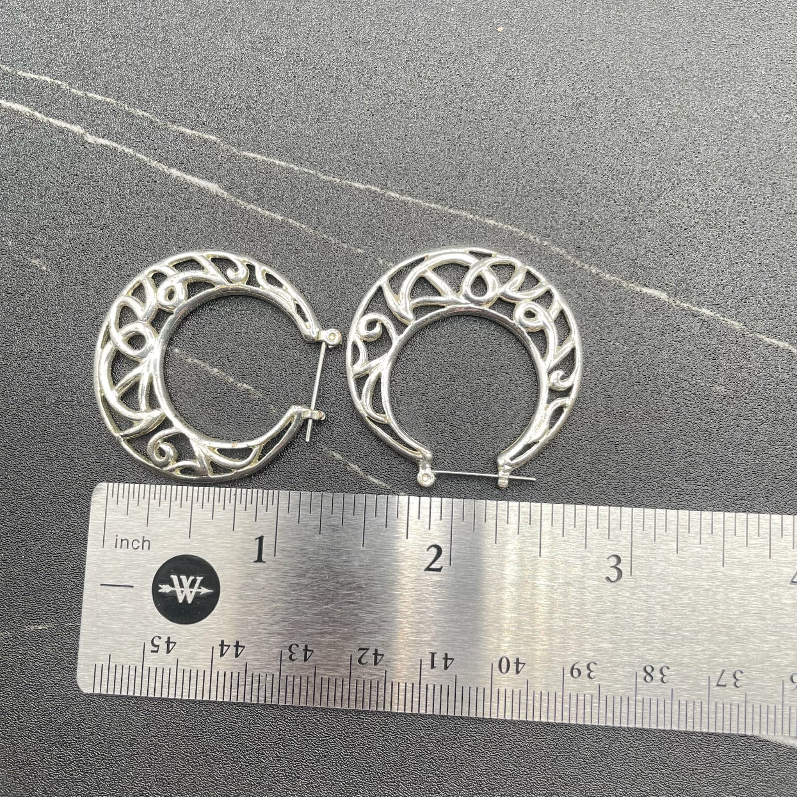 Silver Tone Filigree Hoop Earrings Boho Cutout Crescent Style - Thumbnail 8