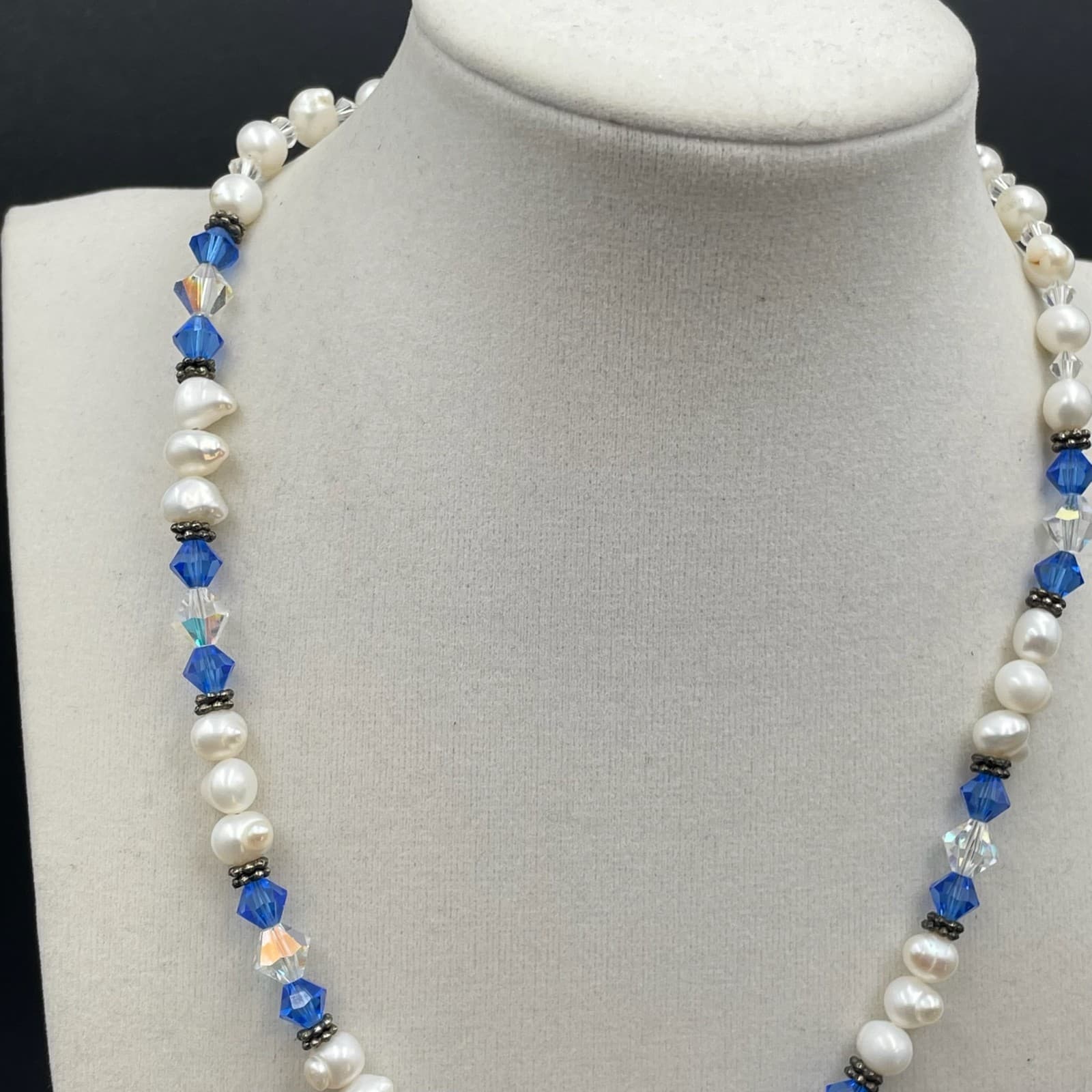 Artisan White Blue Faceted Bicone Crystals Freshwater Pearl Beaded Necklace - Thumbnail 3
