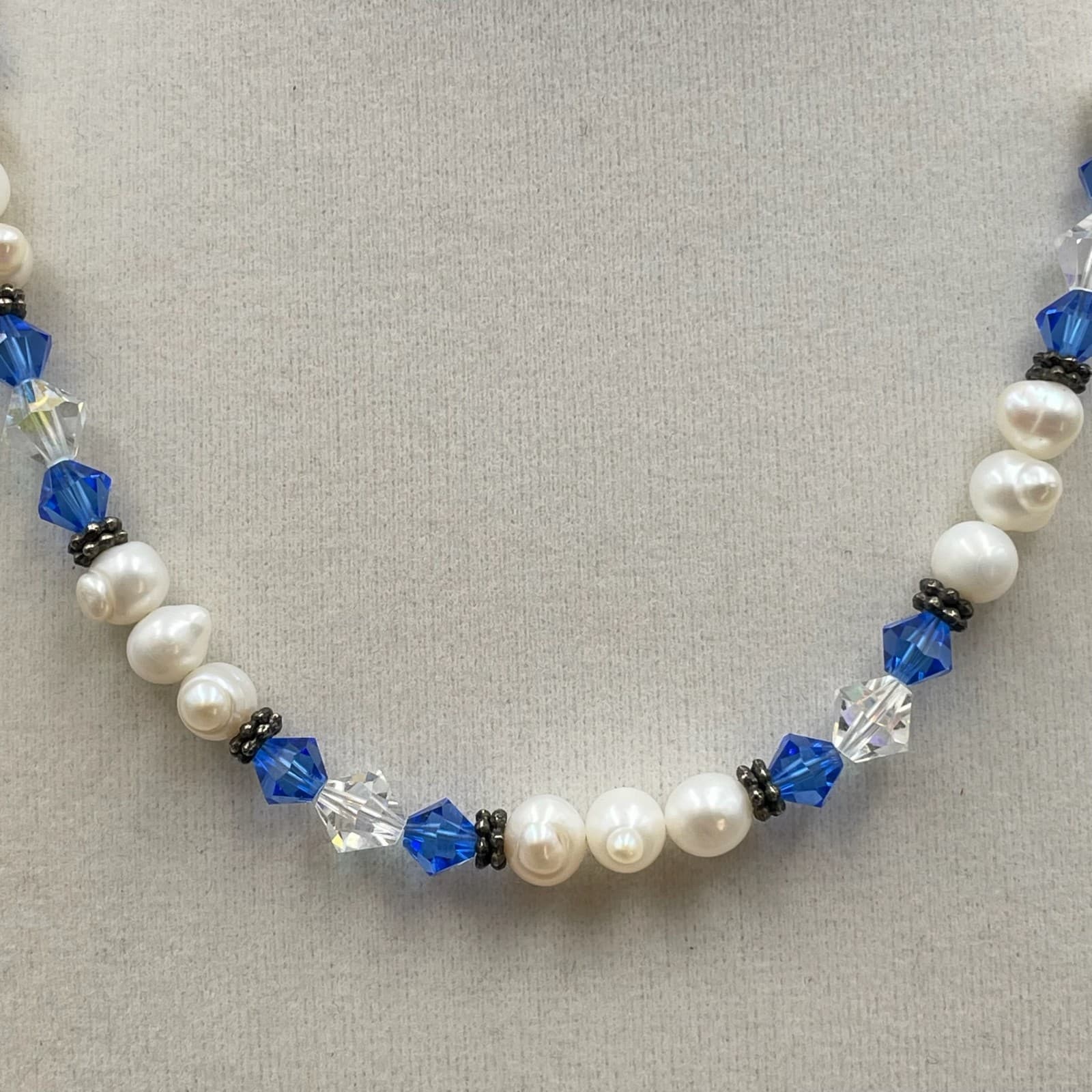 Artisan White Blue Faceted Bicone Crystals Freshwater Pearl Beaded Necklace - Thumbnail 4