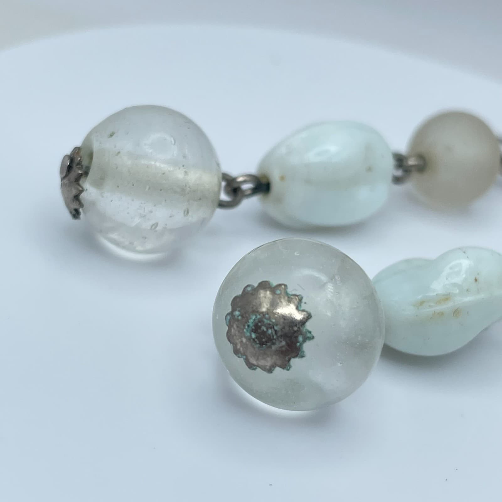 Vintage 90s White & Clear Glass Beaded Silver Tone Dangle Earrings Jewelry - Thumbnail 4