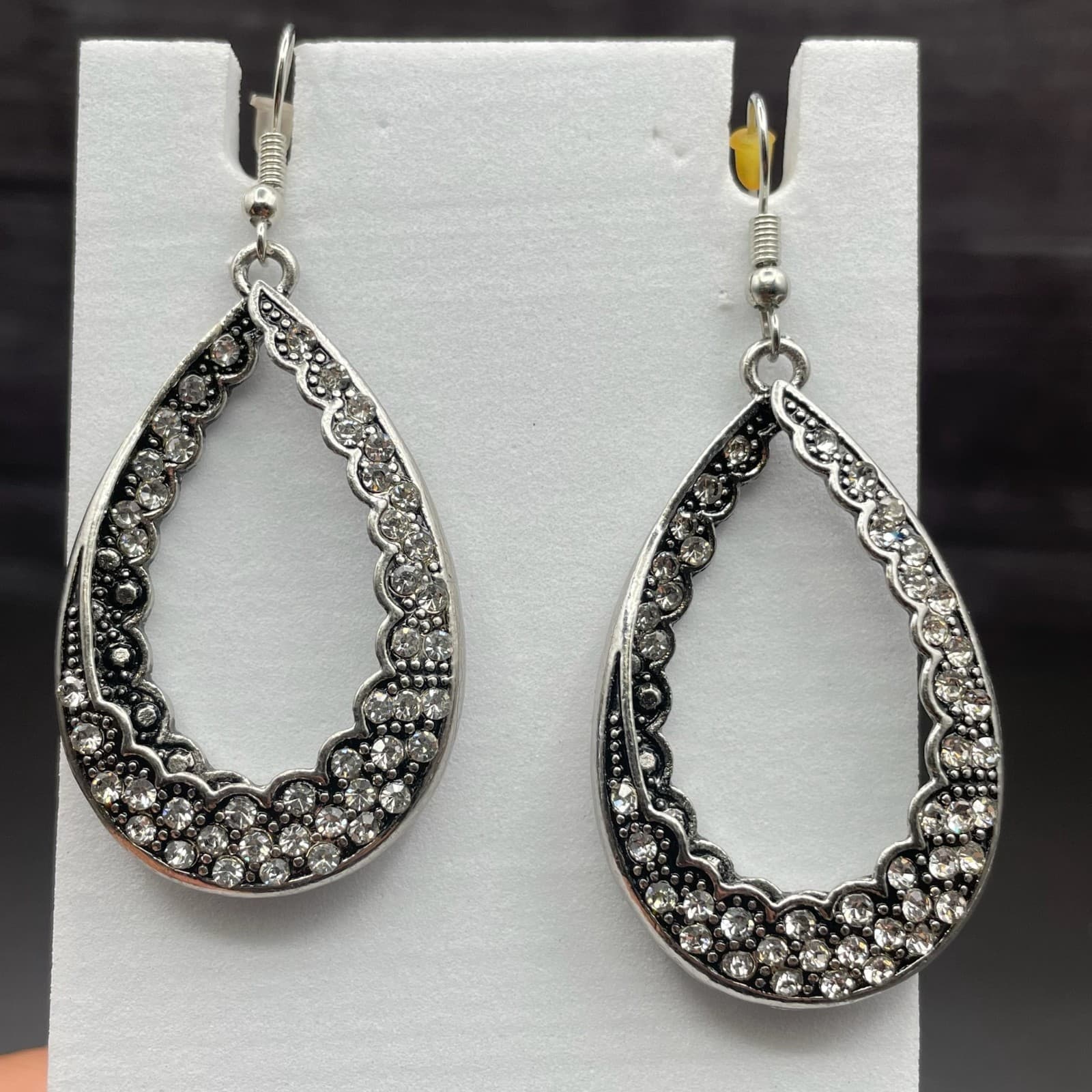 Silver Tone Rhinestone Teardrop Dangle Earrings Vintage Glam Style - Thumbnail 2