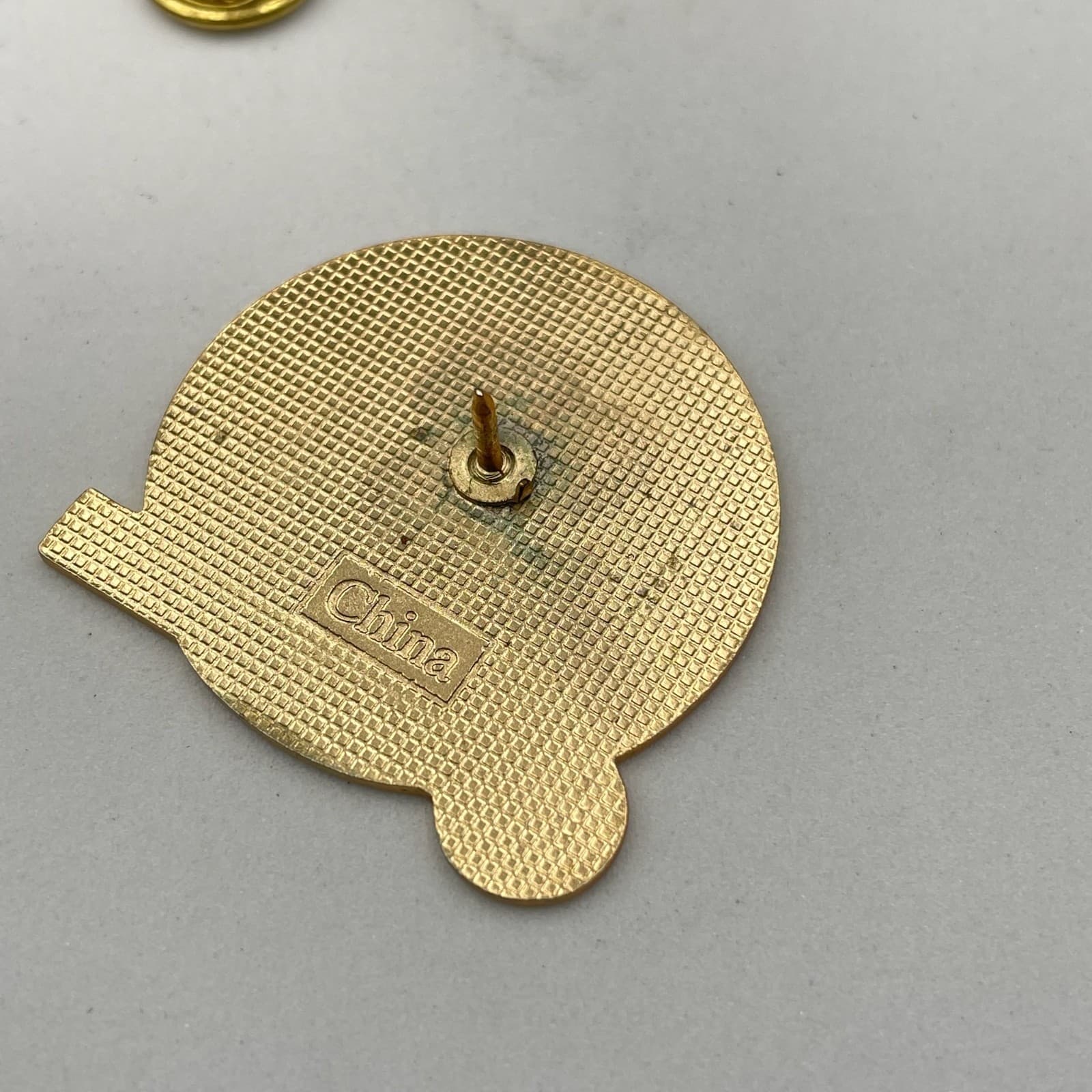 Grand Circle Travel Escorted Tour Gold-Tone Crossroads of Turkey Lapel Pin - Thumbnail 4