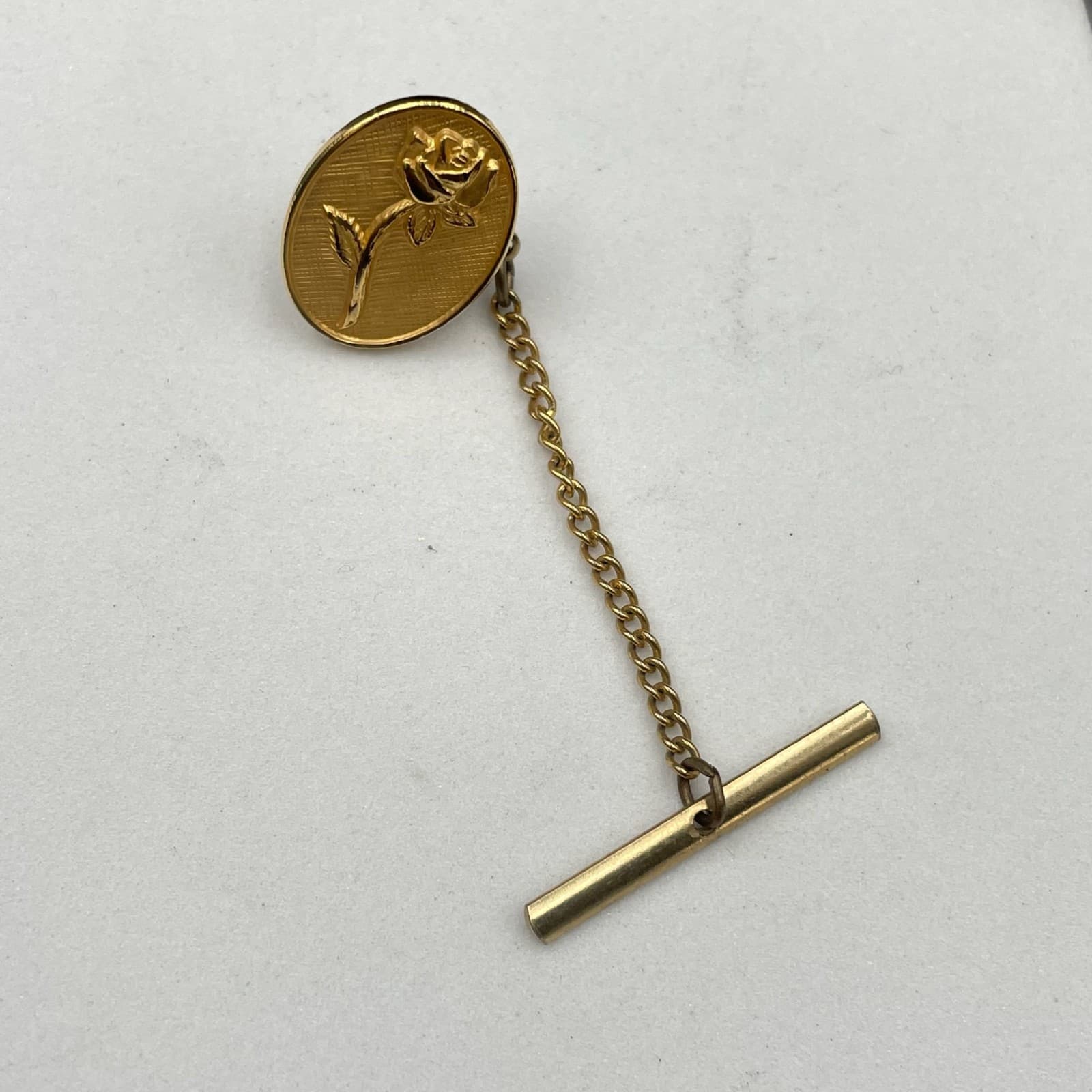 Vintage Rosemary Moore 1994-95 Classic Gold-Tone Rose T-Bar Curb Chain Tie Tack - Thumbnail 2