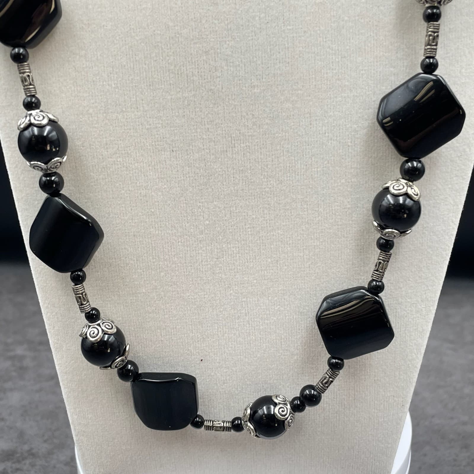 Vintage Silver-Tone Tribal Bohemian Black Onyx Beaded Station Statement Necklace - Thumbnail 5