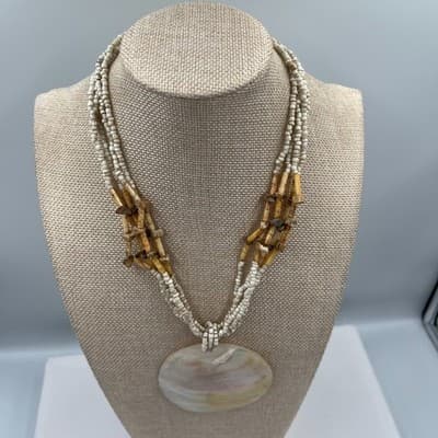 VTG White Wooden Bead Abalone Shell Pendant Statement Layered Medallion Necklace - Thumbnail 5