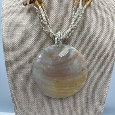 VTG White Wooden Bead Abalone Shell Pendant Statement Layered Medallion Necklace - Thumbnail 3