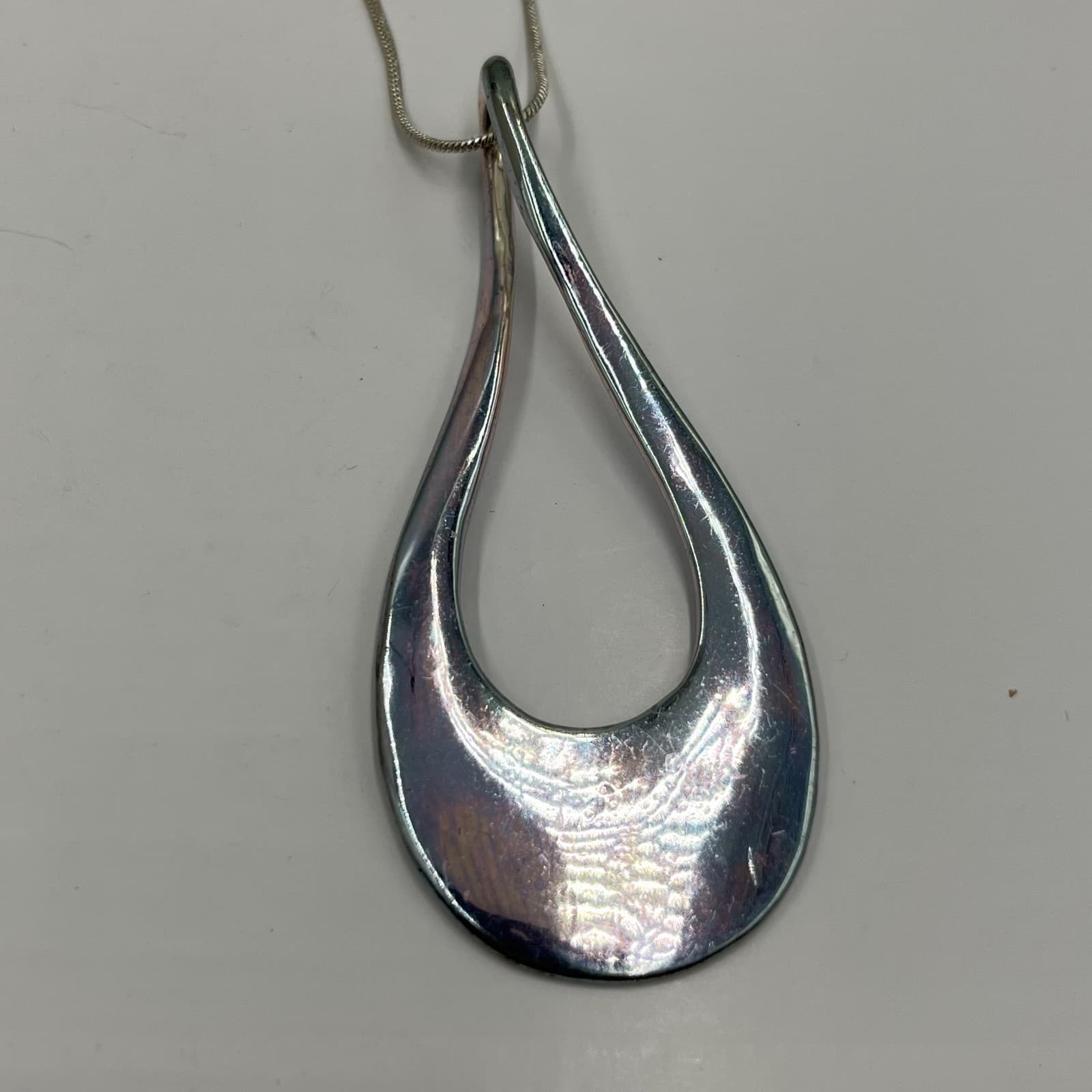 VTG Silver-Tone Fashion Snake Chain Sculptural Open Teardrop Pendant Necklace - Thumbnail 7