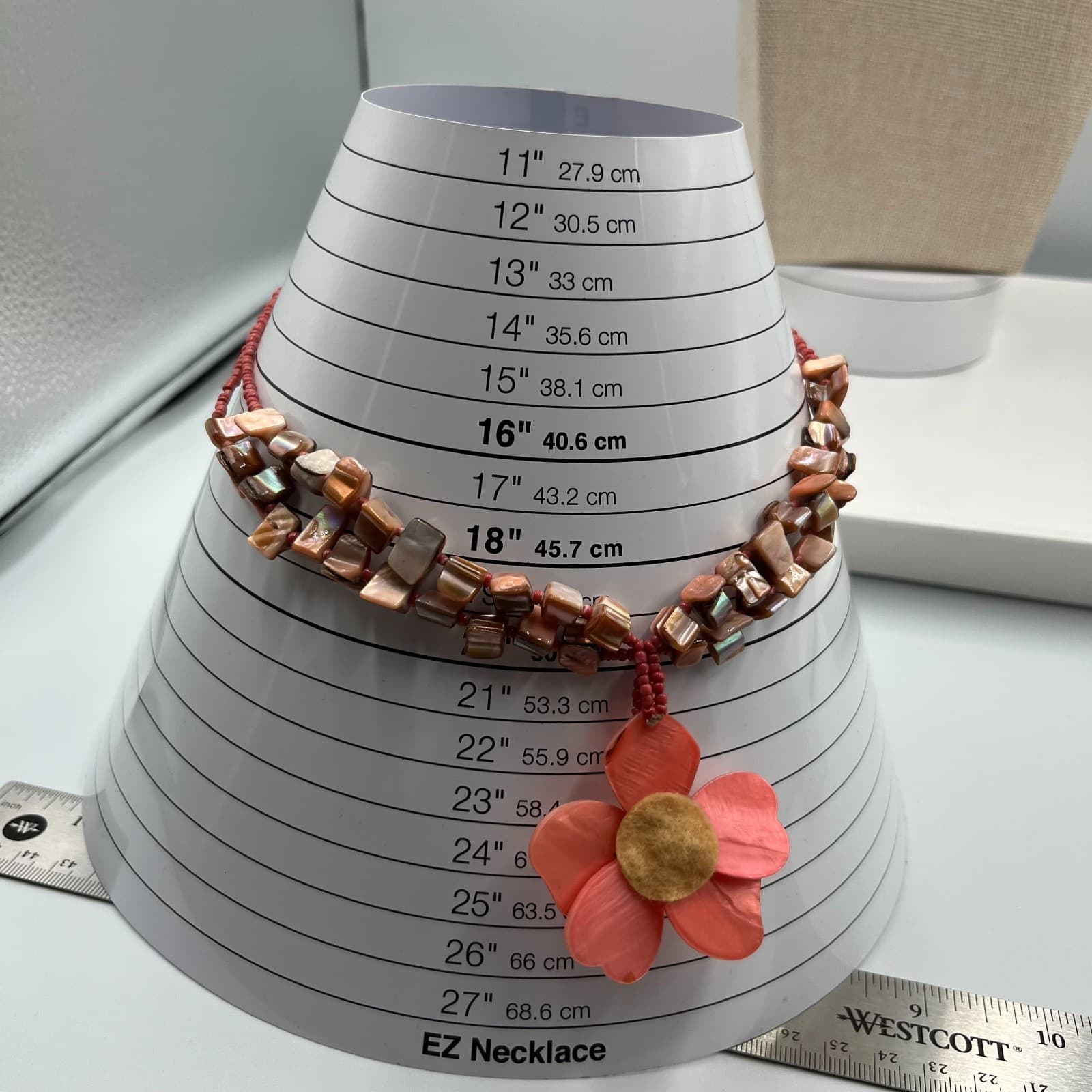 VTG Red Peach Iridescent Shell Chunk Pearl Salmon Pink Flower Pendant Necklace - Thumbnail 7