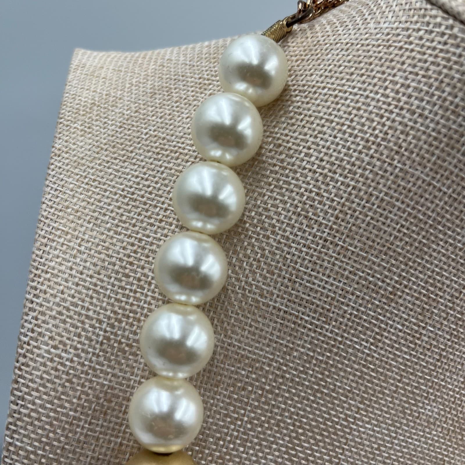 VTG White Orange Mother Of Pearl Faceted Glass Beaded Statement Collar Necklace - Thumbnail 2