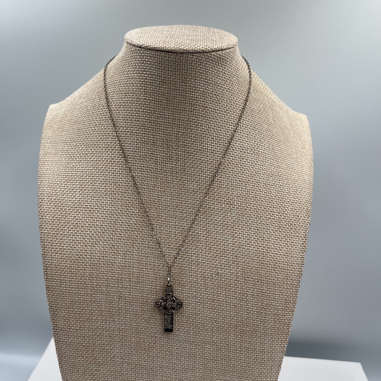 Vintage Silver-Tone Intricate Knotwork Irish High Celtic Cross Pendant Necklace - Thumbnail 2