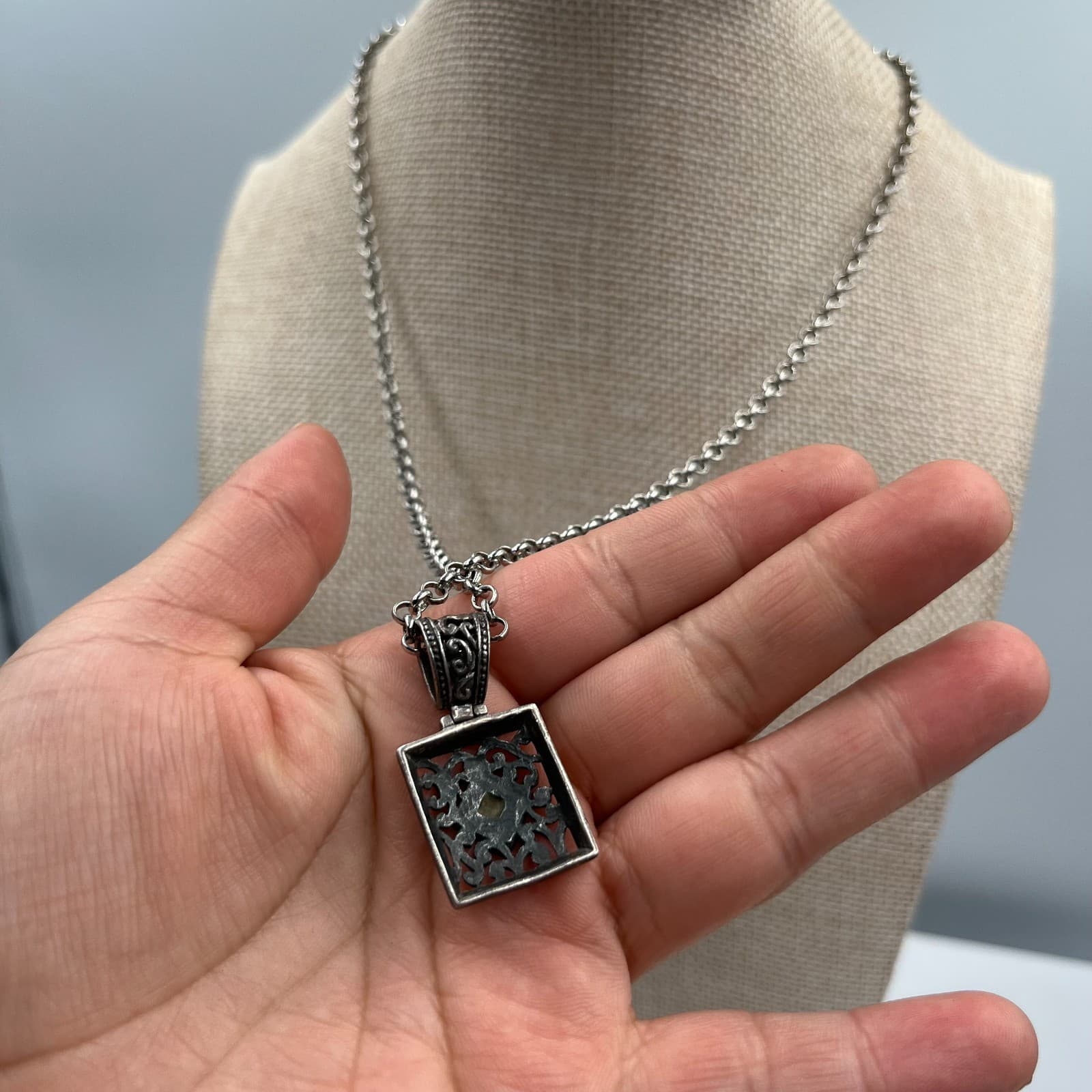 Vintage Egyptian Heritage Silver-Tone Intricate Calligraphy Pendant Necklace - Thumbnail 5