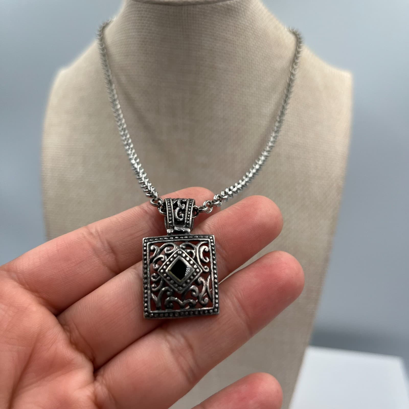 Vintage Egyptian Heritage Silver-Tone Intricate Calligraphy Pendant Necklace - Thumbnail 4