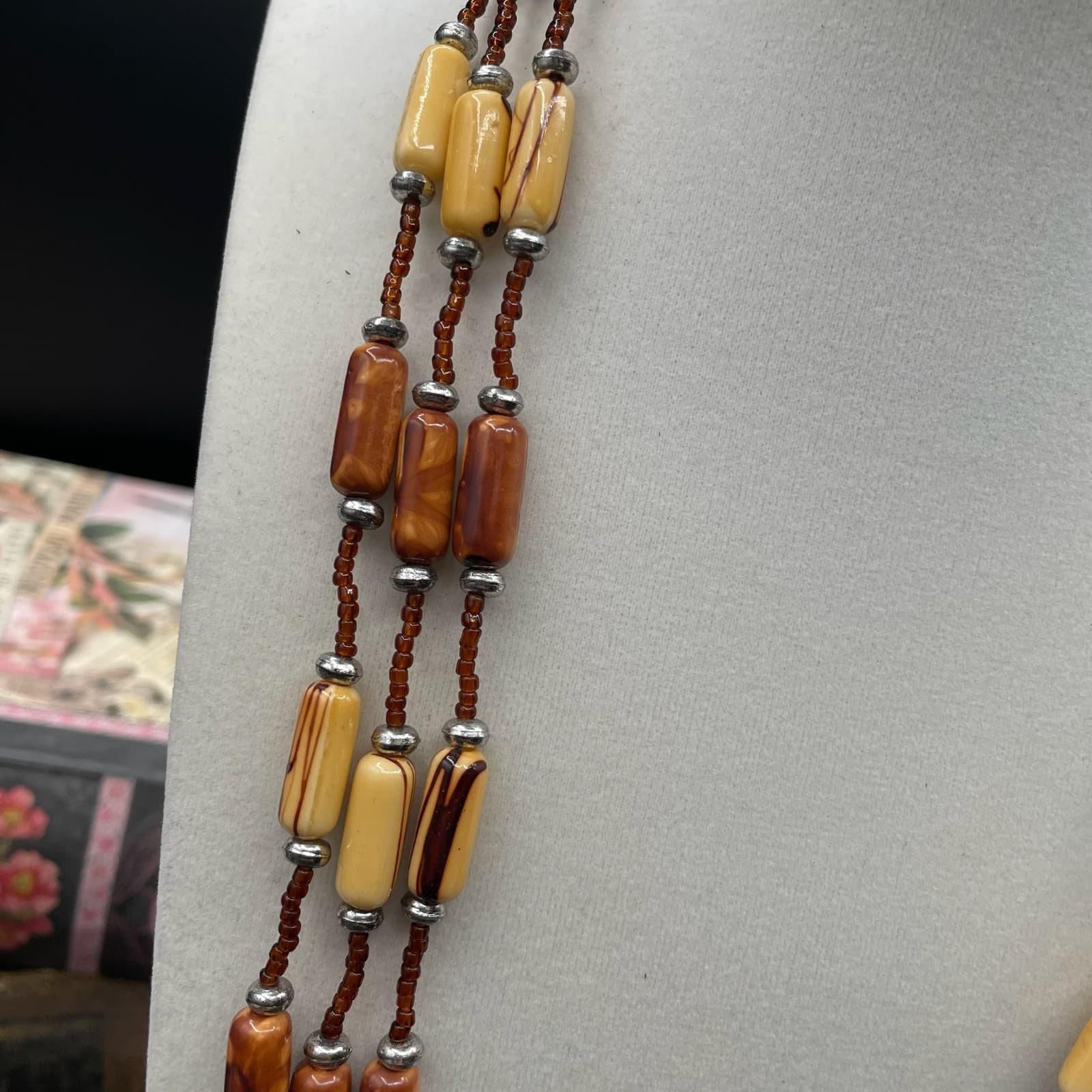 Vintage Brown Retro Beaded Layered Flapper Triple-Stranded Lobster Necklace - Thumbnail 4