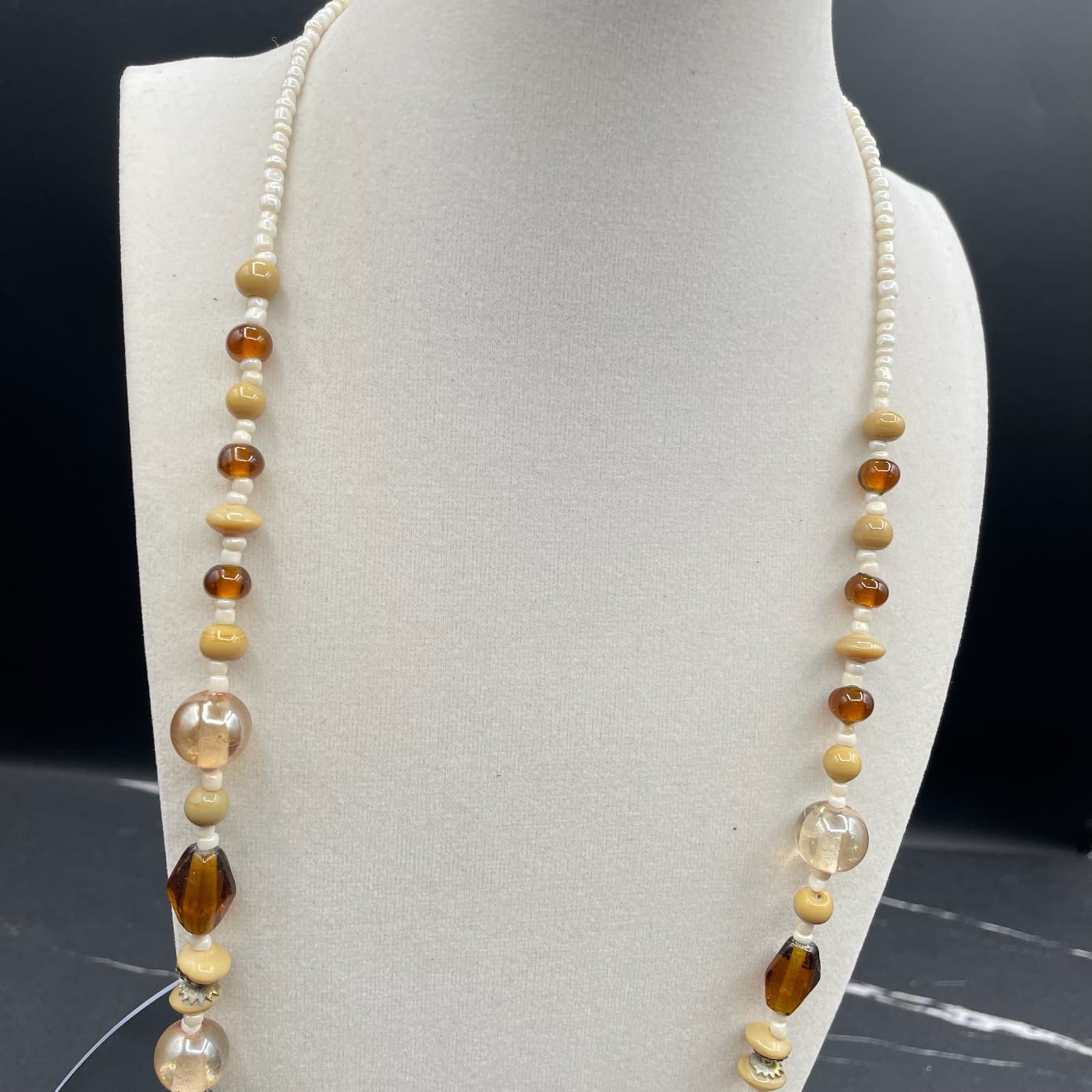 Vintage Beige Classic Fashion Glass Beaded Station Statement Lobster Necklace - Thumbnail 3