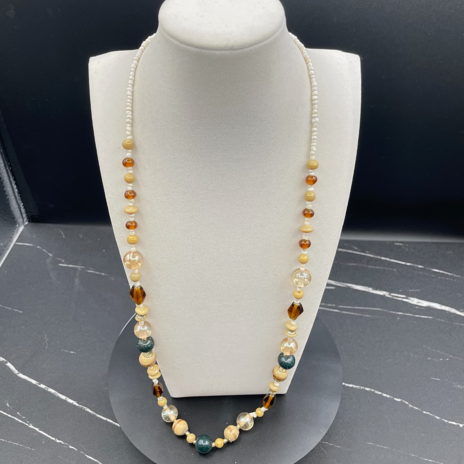 Vintage Beige Classic Fashion Glass Beaded Station Statement Lobster Necklace - Thumbnail 2