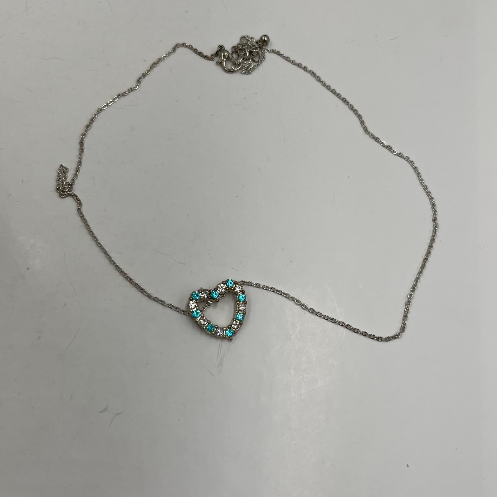 VTG Silver-Tone Teal Faceted Pave-Set Rhinestone Heart Pendant Lobster Necklace - Thumbnail 7