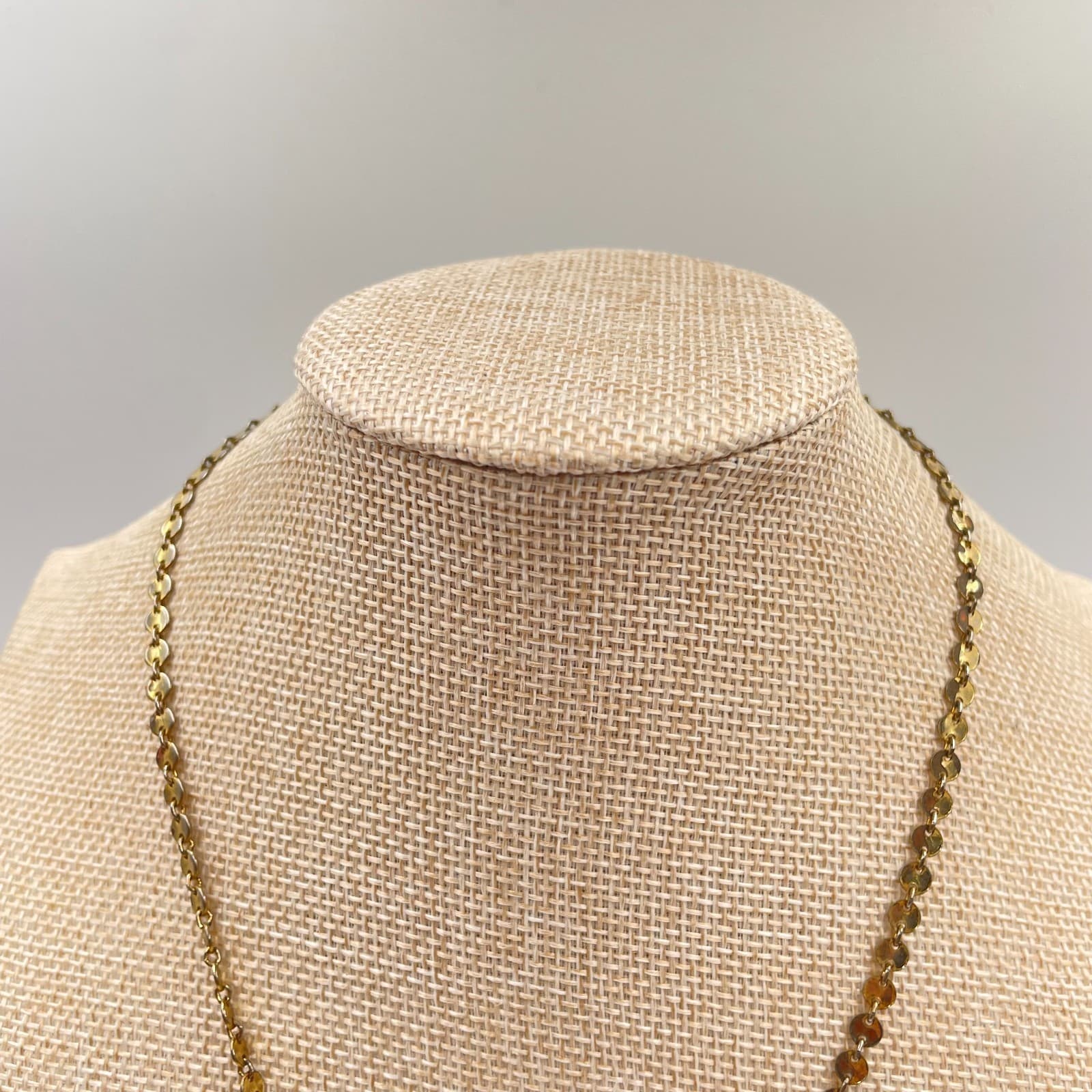 Vintage Our Lady of Sorrows Medal Necklace (Spanish) Nuestra Señora de los Dolor - Thumbnail 3