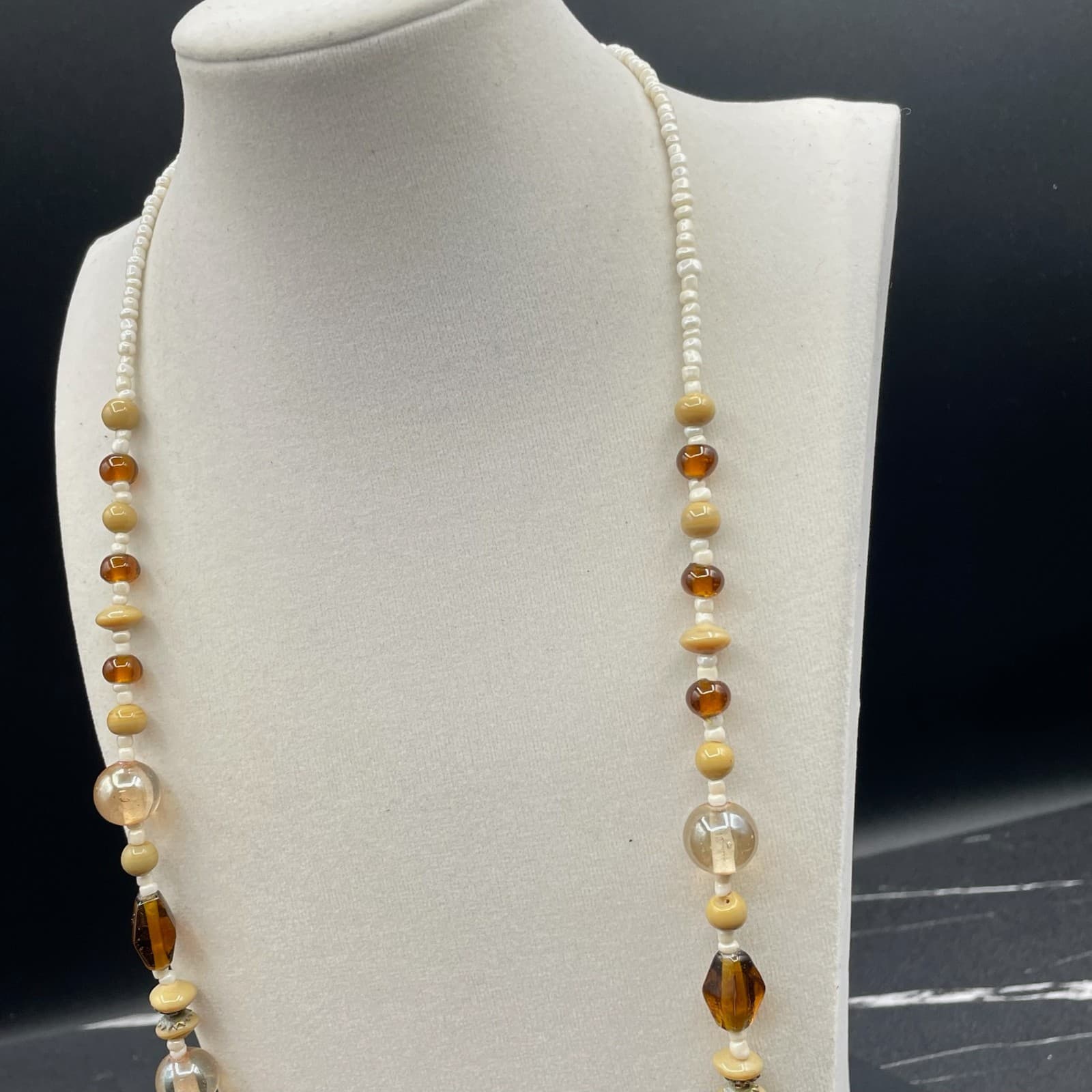 Vintage Beige Classic Fashion Glass Beaded Station Statement Lobster Necklace - Thumbnail 7