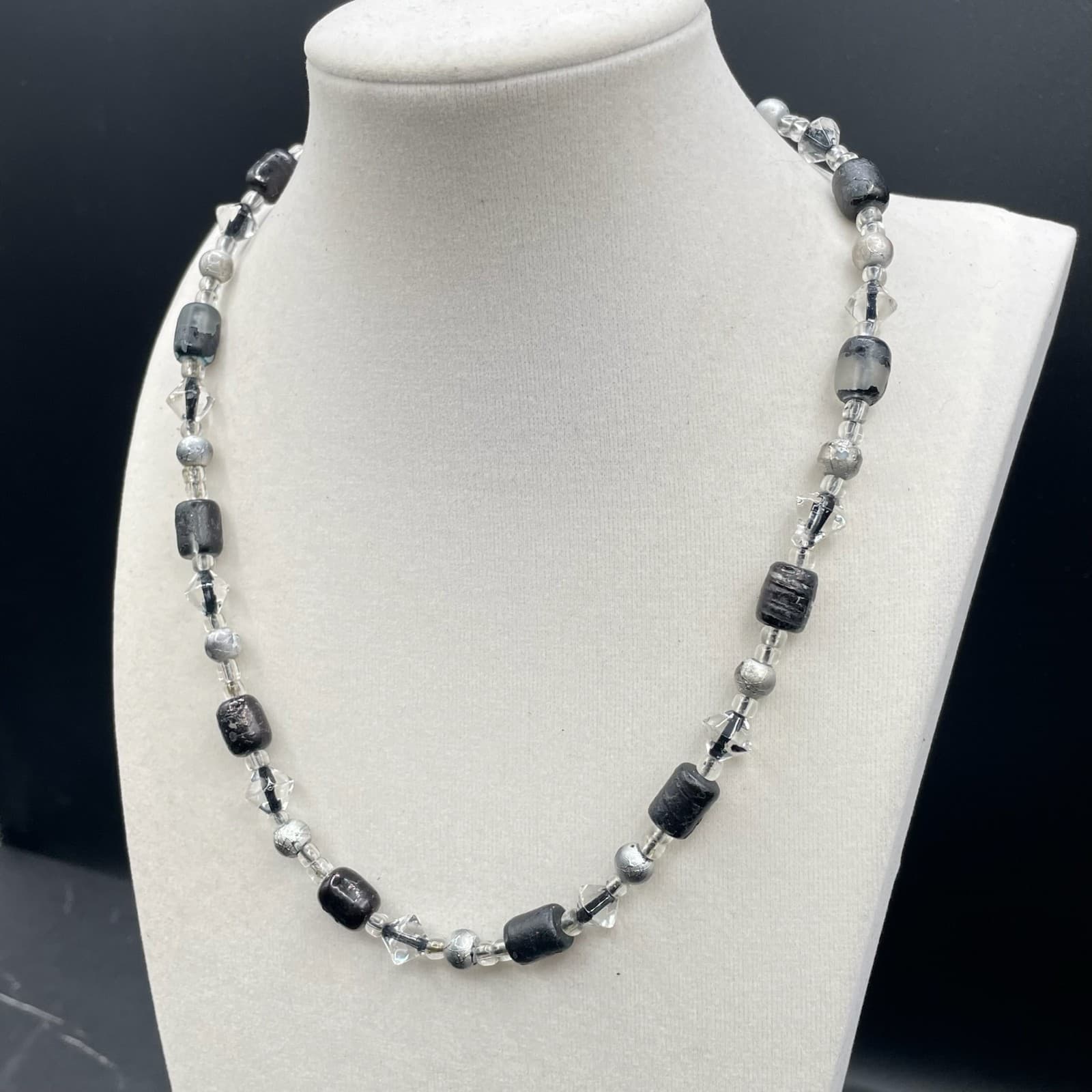 Vintage Black Gray Classic Cord Clear Faceted Glass Beaded Statement Necklace - Thumbnail 6